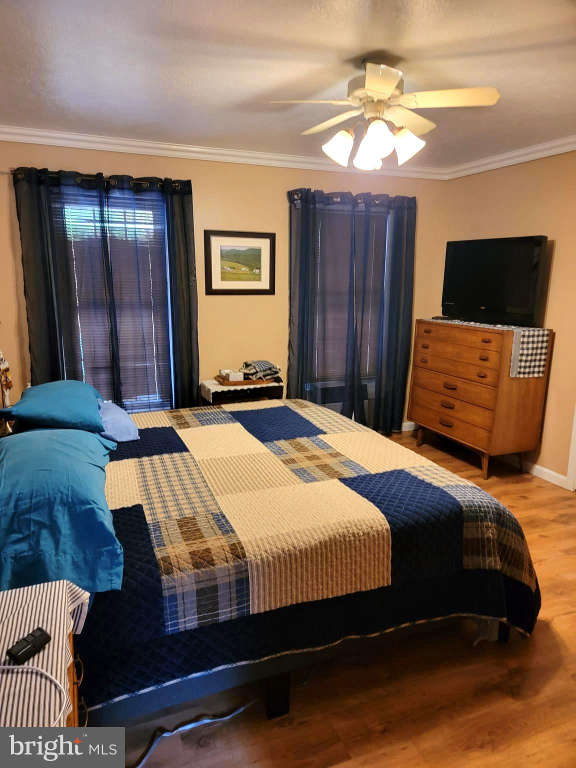 SPRUCE RIDGE - Residential