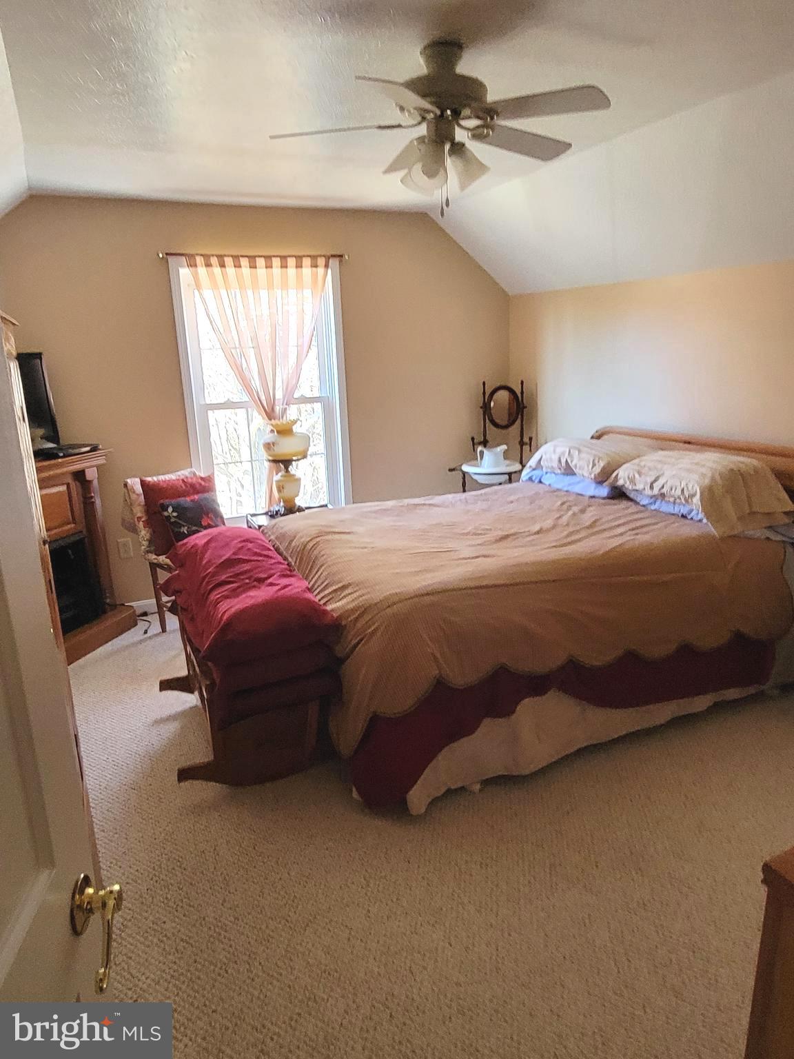 SPRUCE RIDGE - Residential