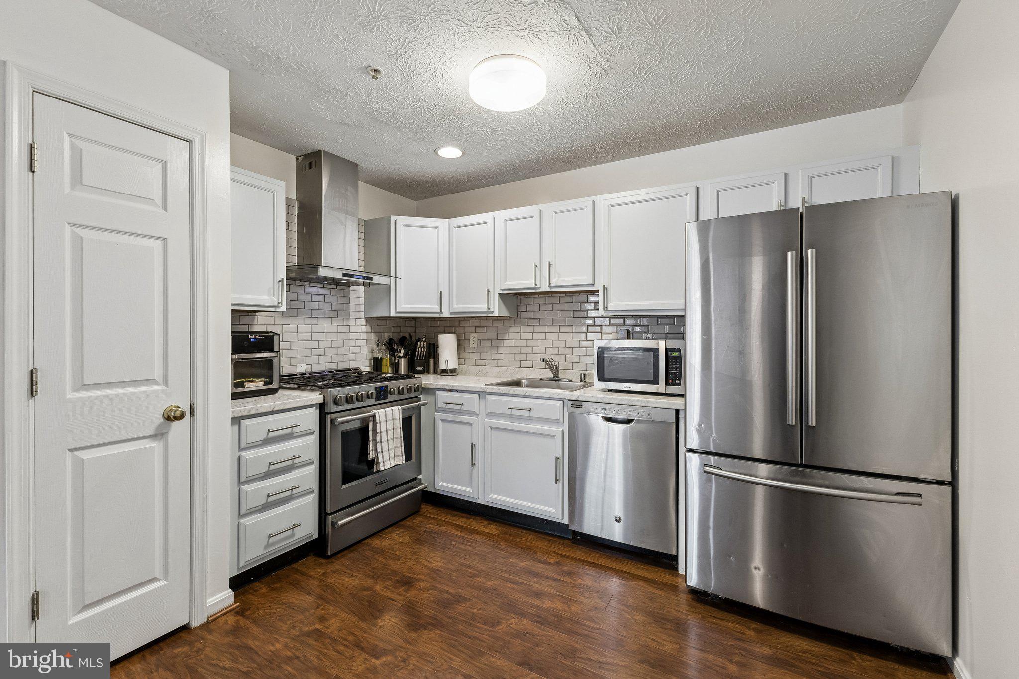 8011 BROOKSTONE COURT 74