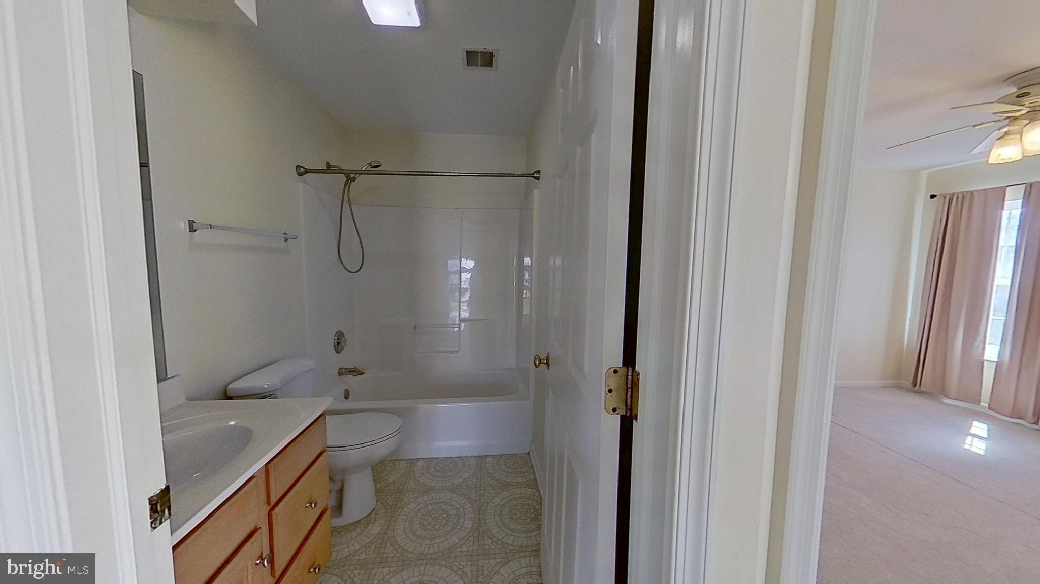 YORK - Residential Lease