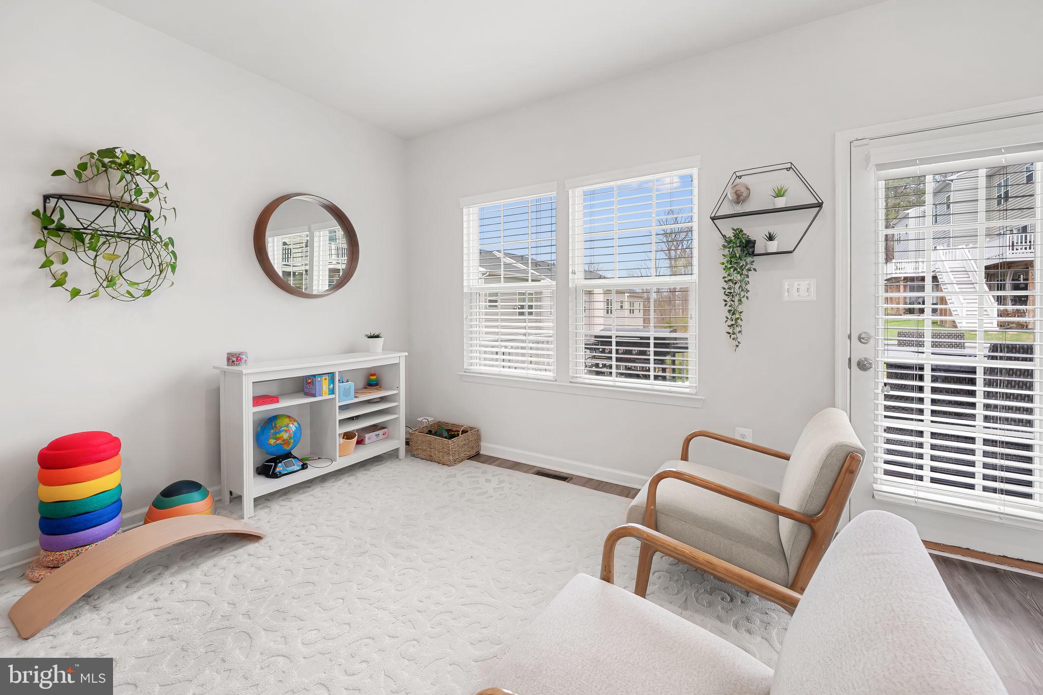 HIGHGATE VILLAGE - Residential