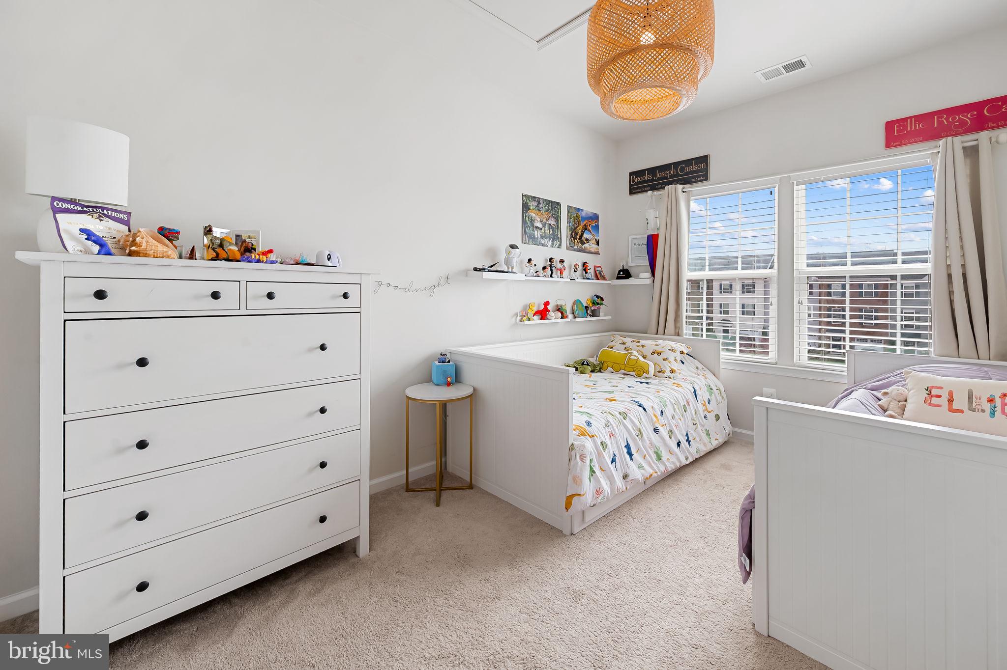 HIGHGATE VILLAGE - Residential