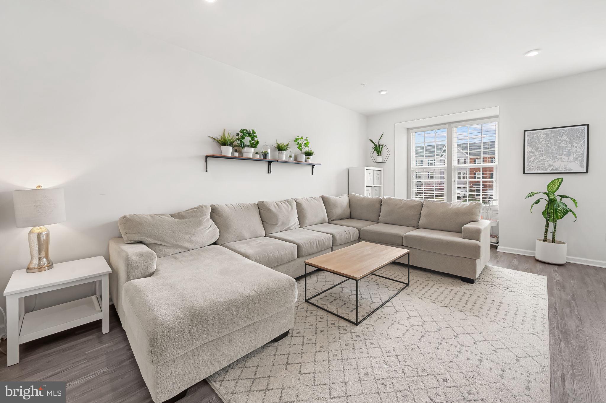 HIGHGATE VILLAGE - Residential