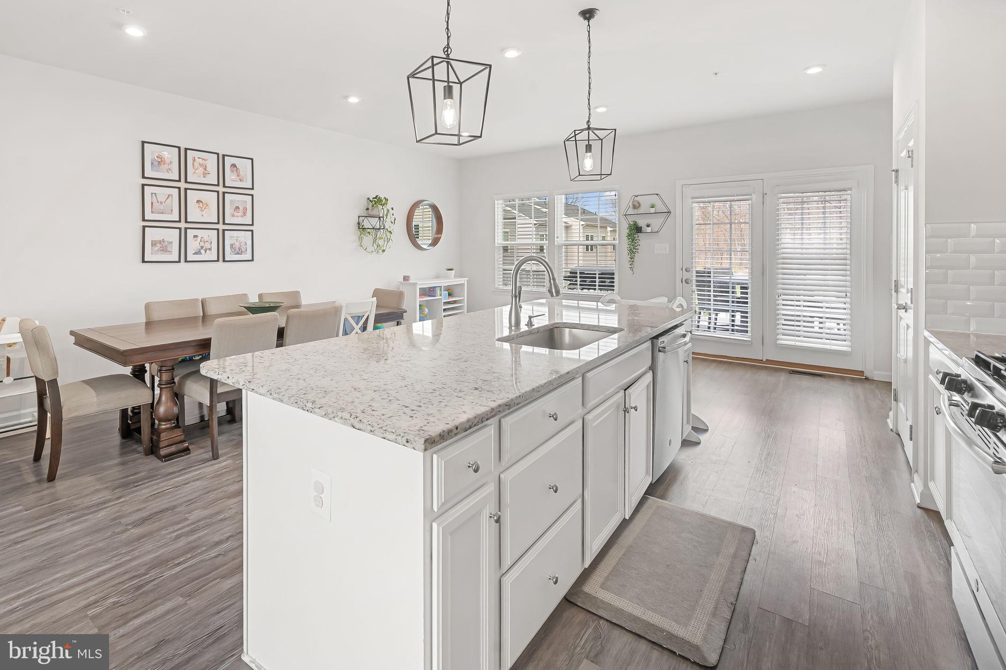 HIGHGATE VILLAGE - Residential