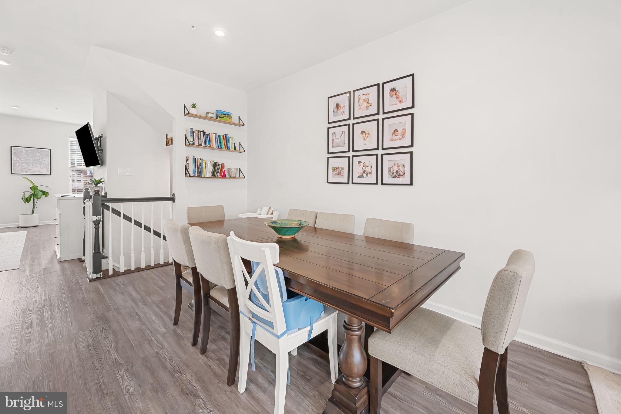 HIGHGATE VILLAGE - Residential