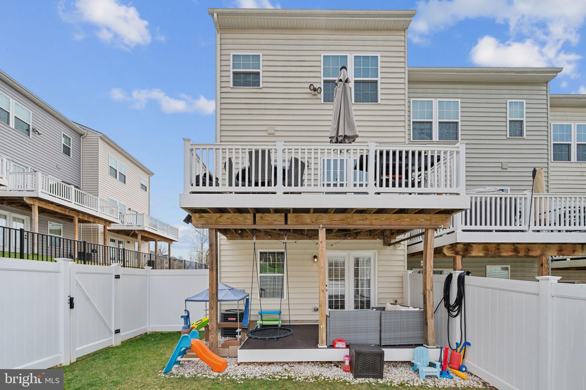 HIGHGATE VILLAGE - Residential