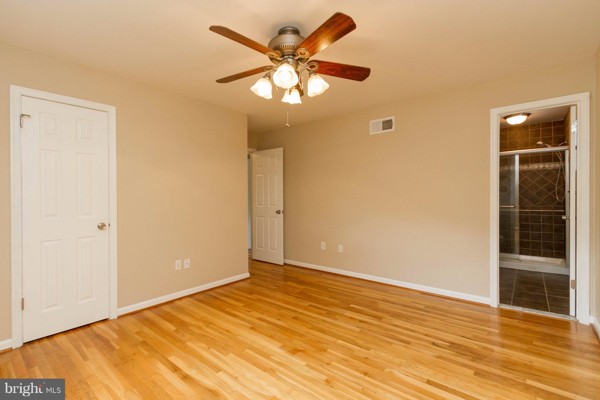 ORANGE HUNT ESTATES - Residential