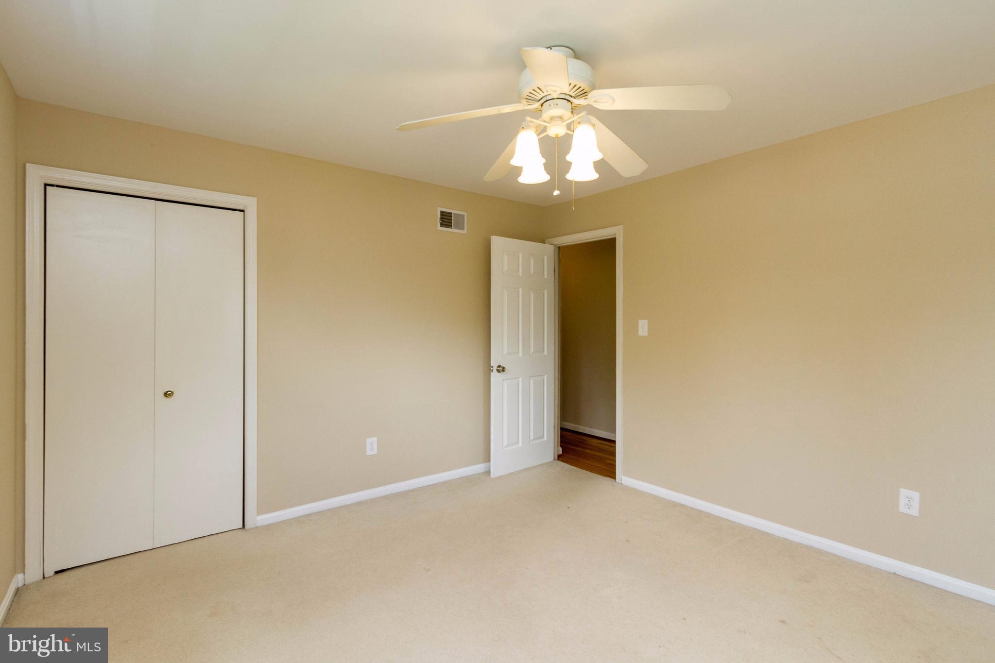 ORANGE HUNT ESTATES - Residential