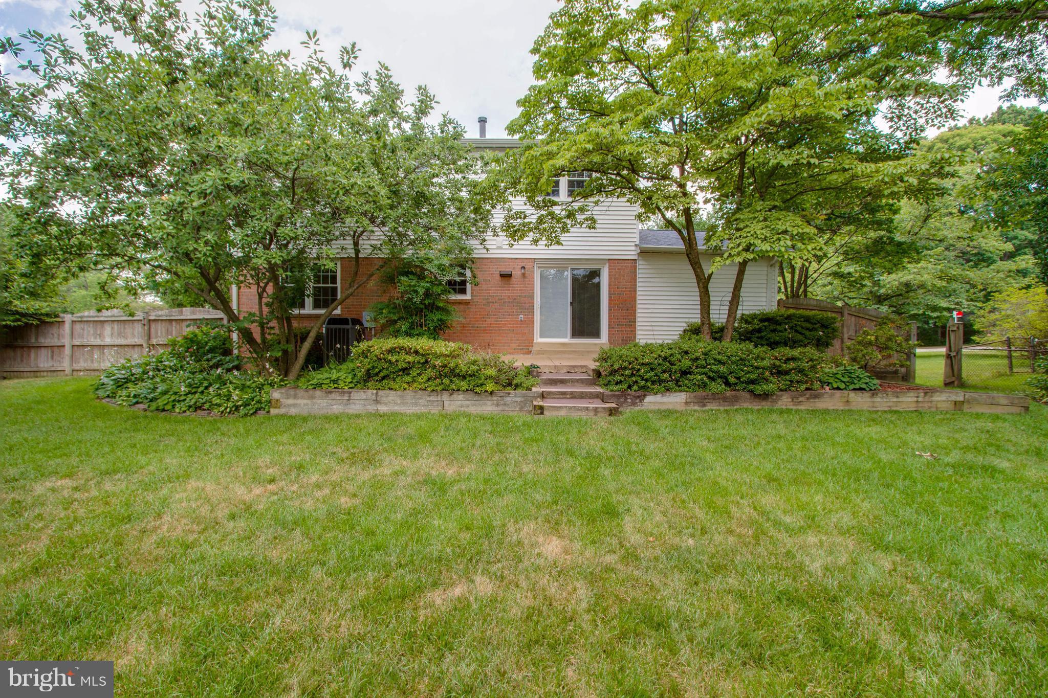 ORANGE HUNT ESTATES - Residential