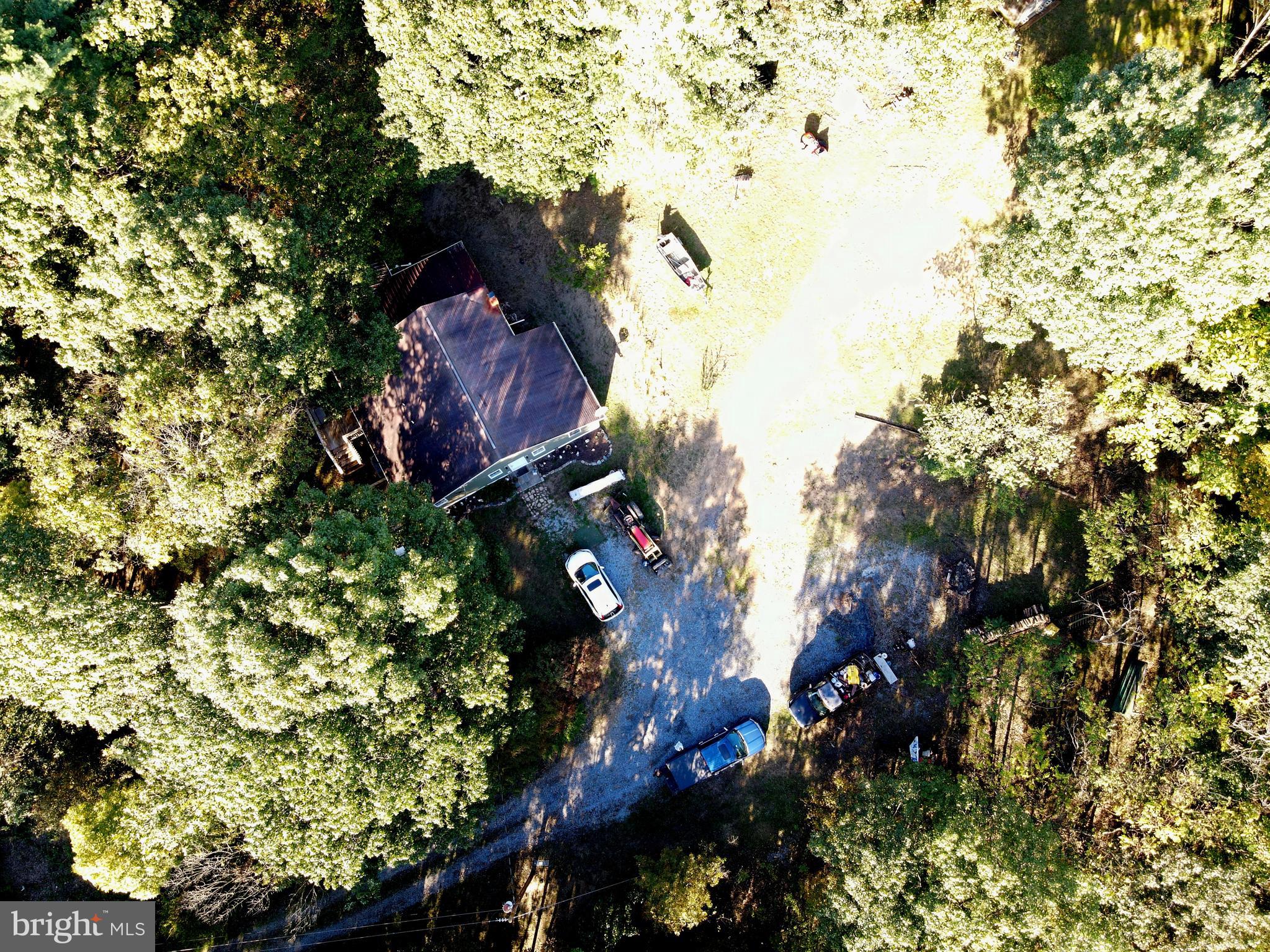 HEDGESVILLE - Residential