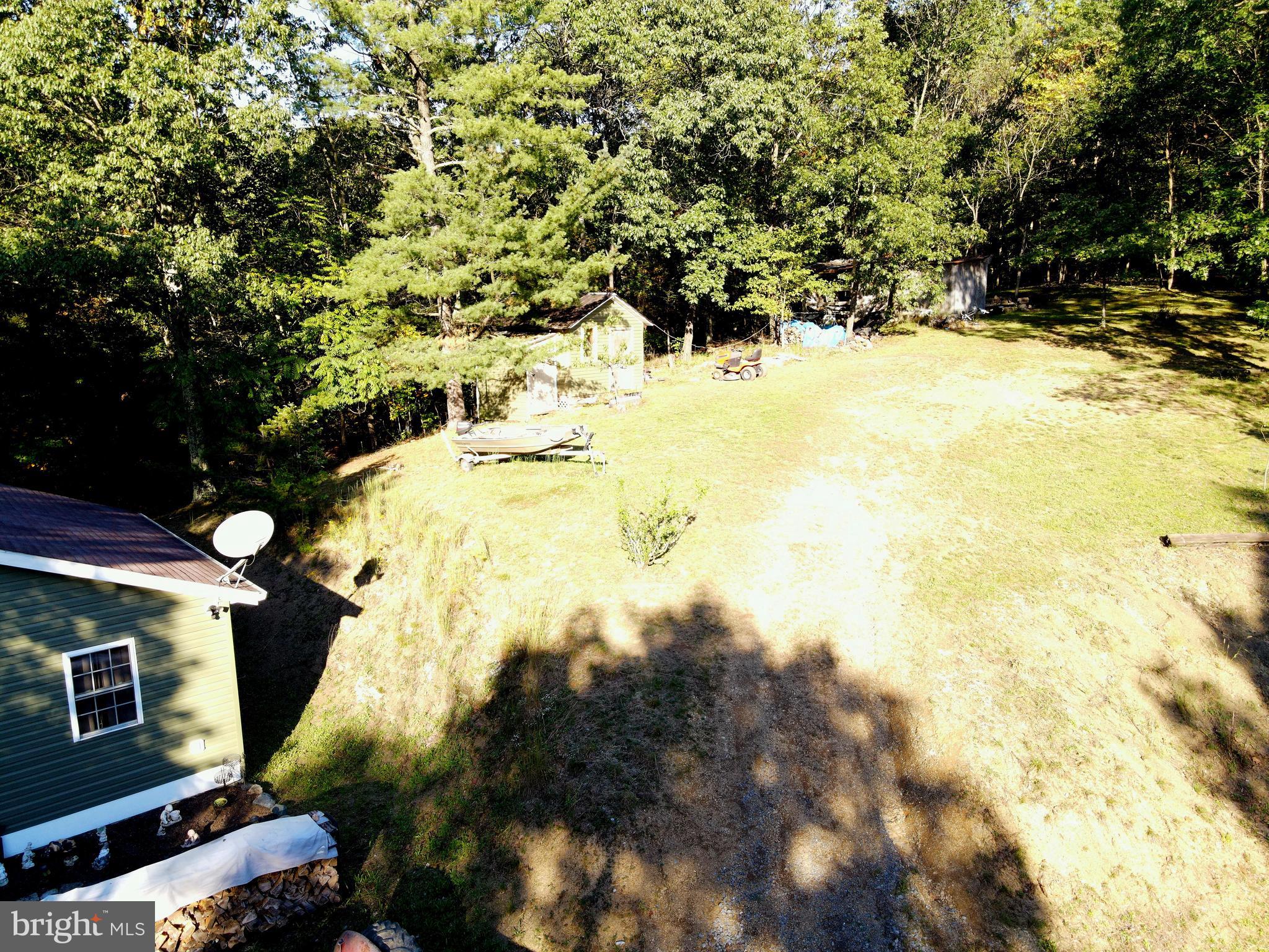 HEDGESVILLE - Residential