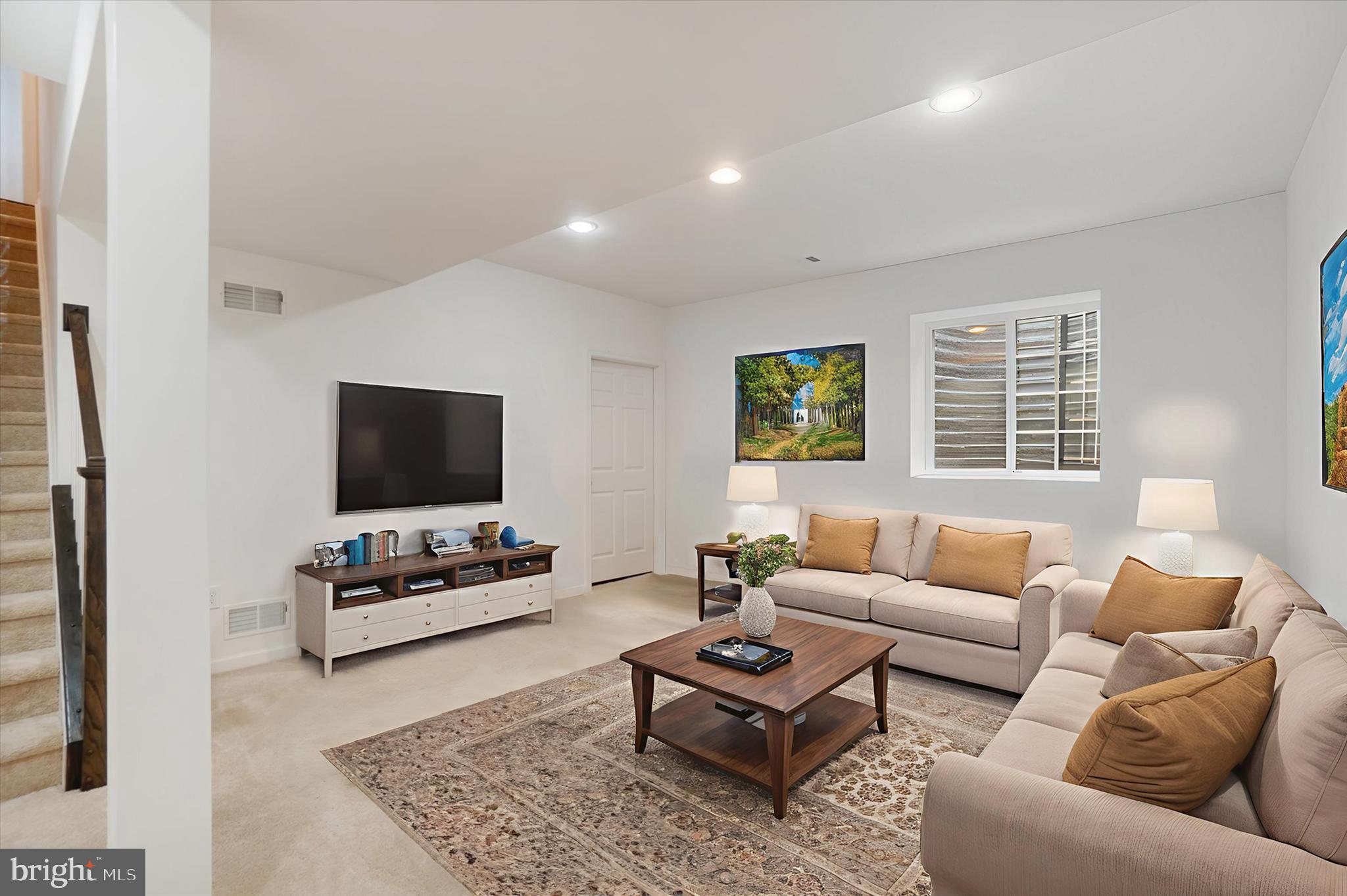 HAMILTON'S OVERLOOK - Residential