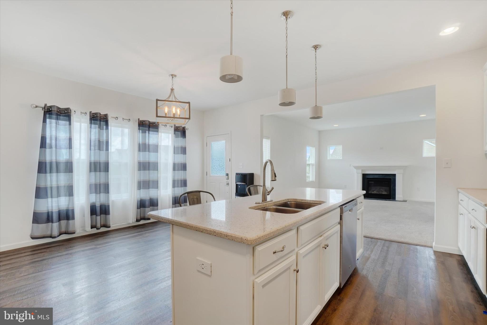 HAMILTON'S OVERLOOK - Residential