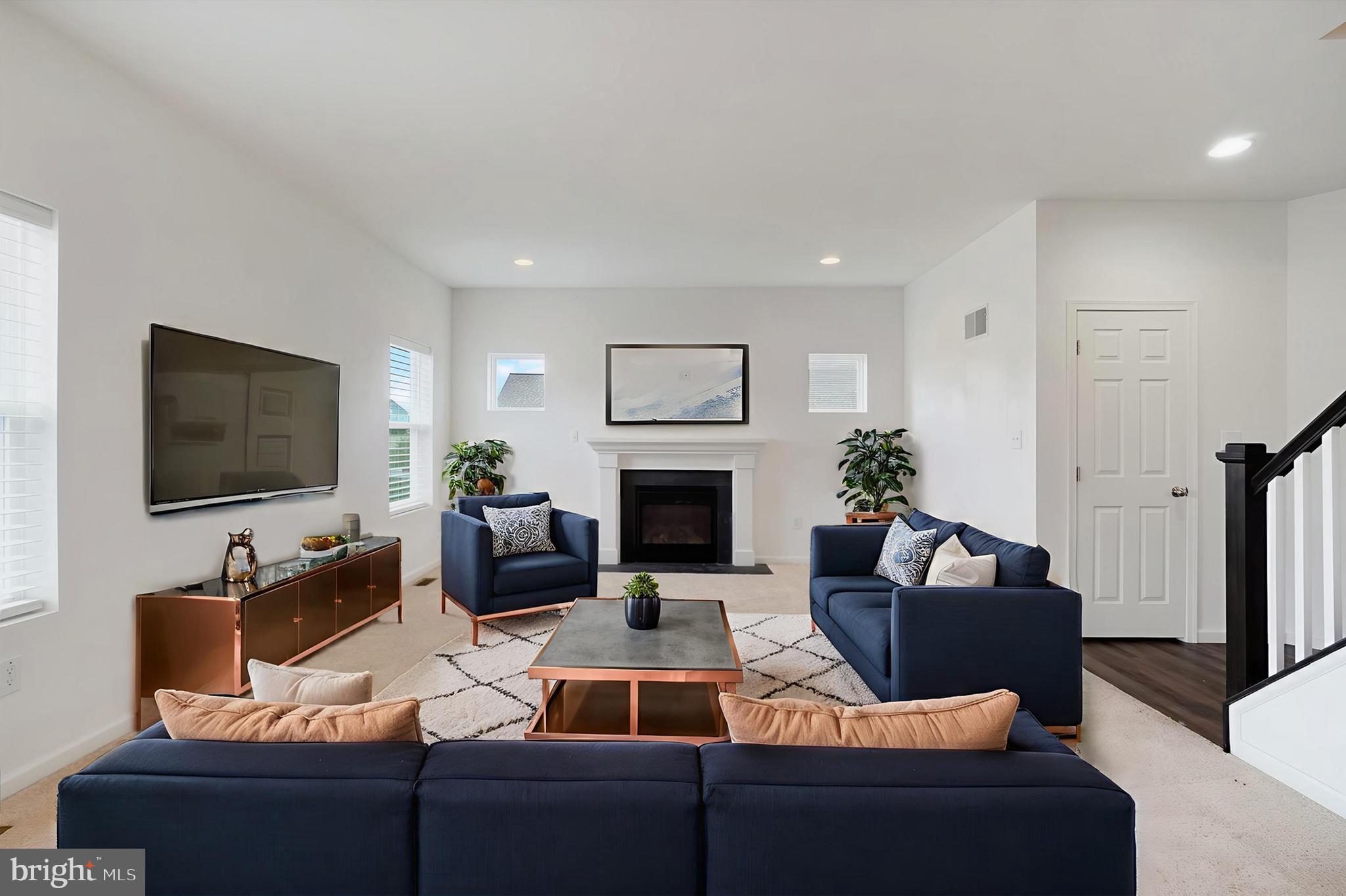 HAMILTON'S OVERLOOK - Residential