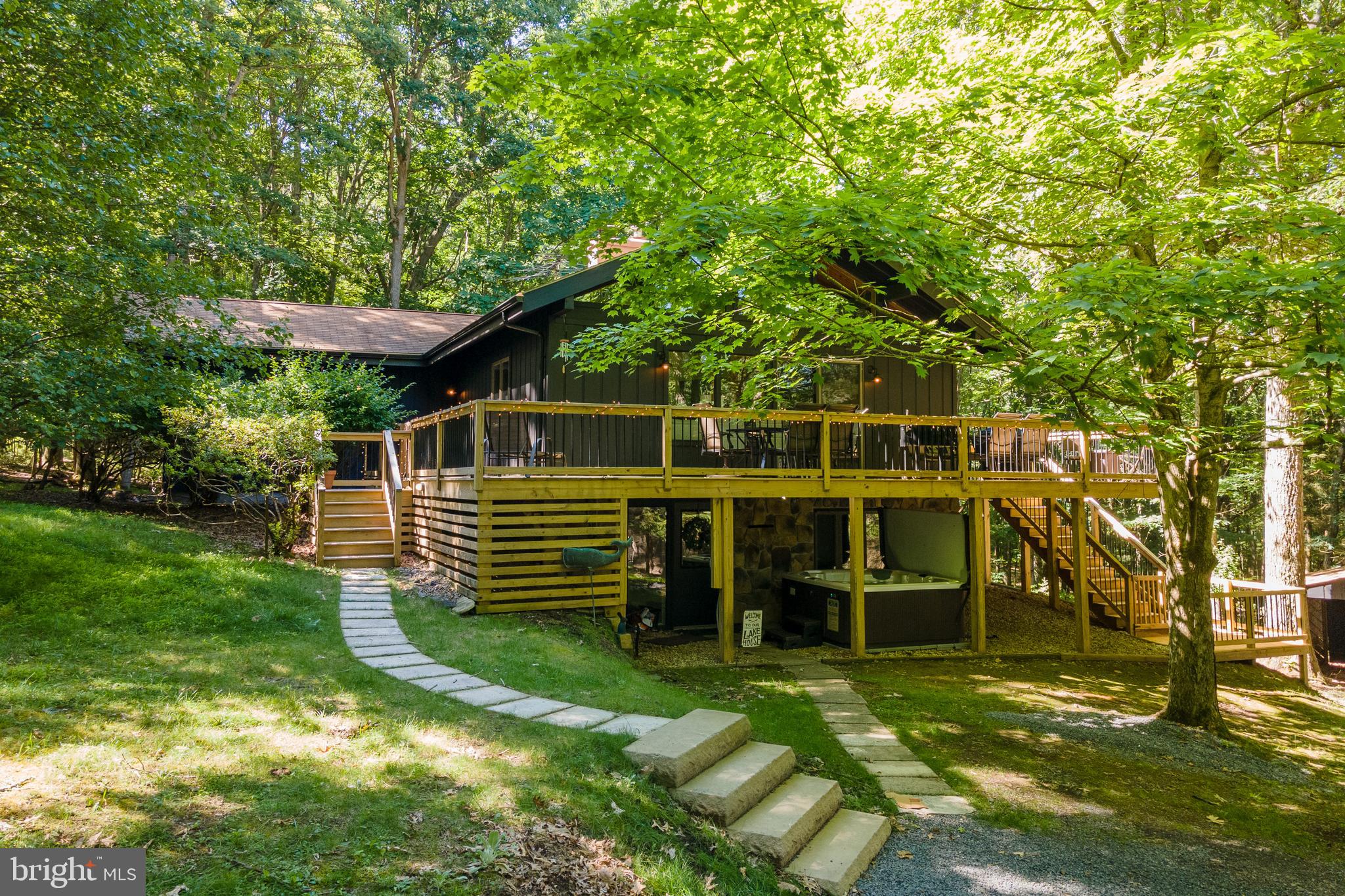 106 LODGE CIRCLE