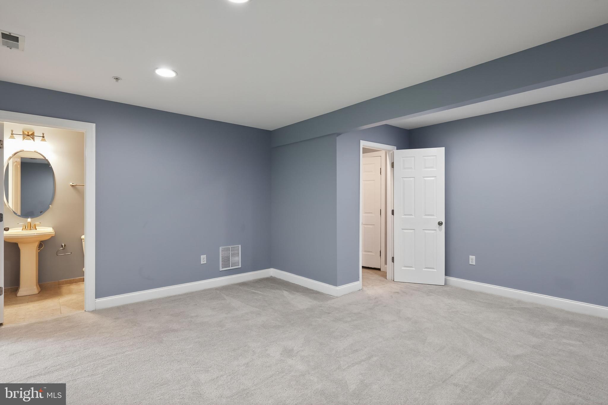 EMERSON - Residential Lease