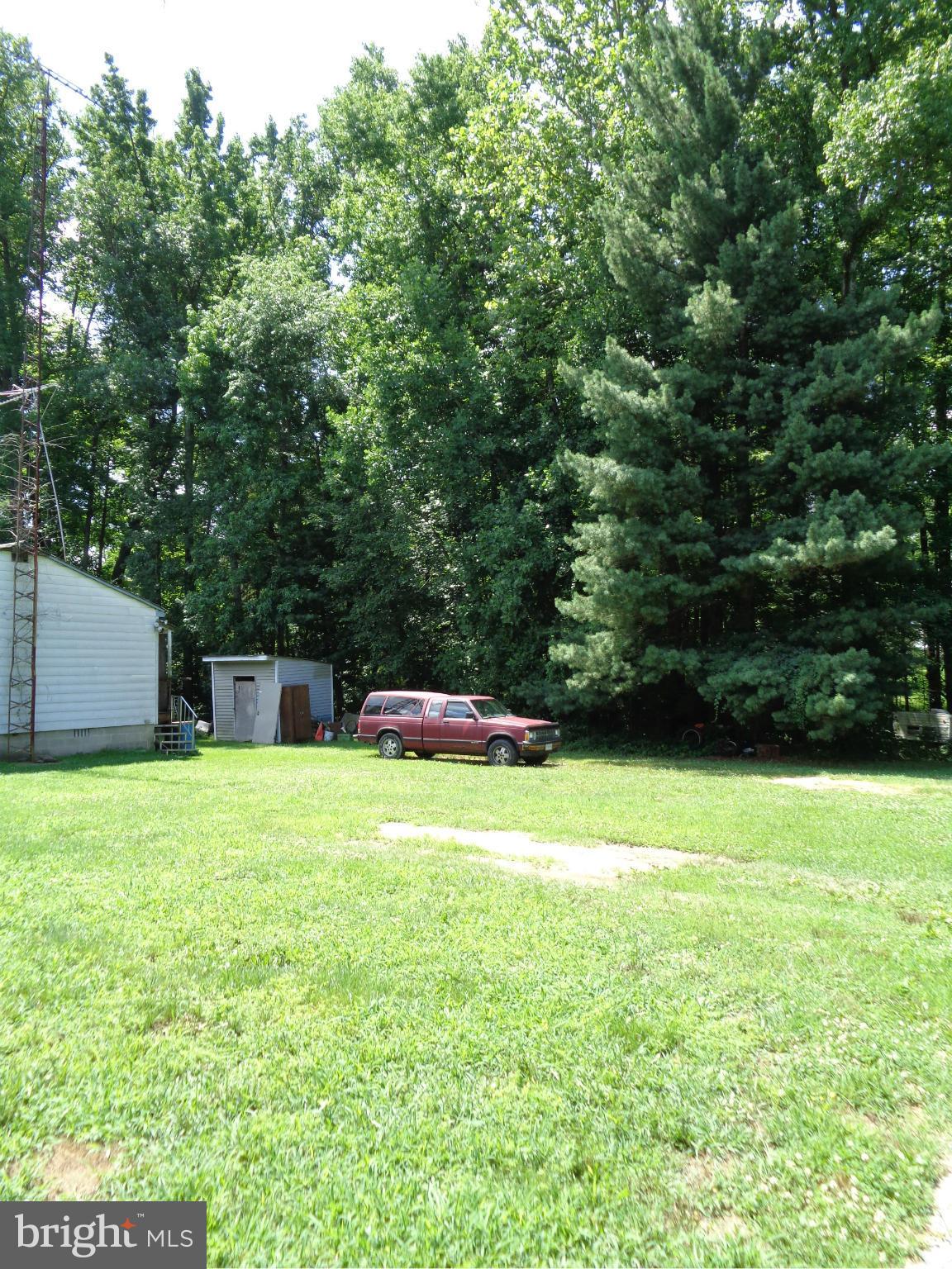 BEL AIR ACRES - Land