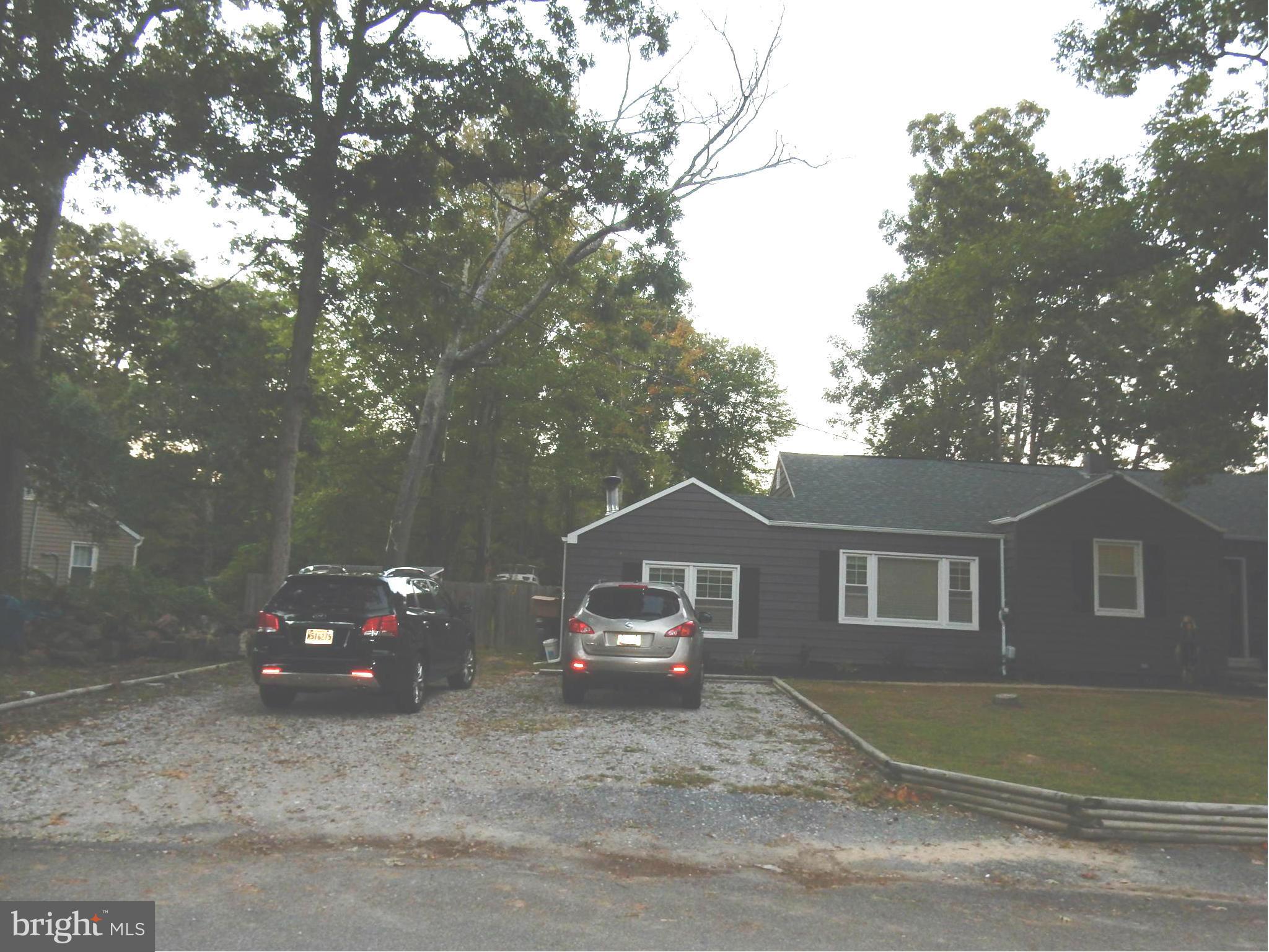 LAKE SHORE - Residential