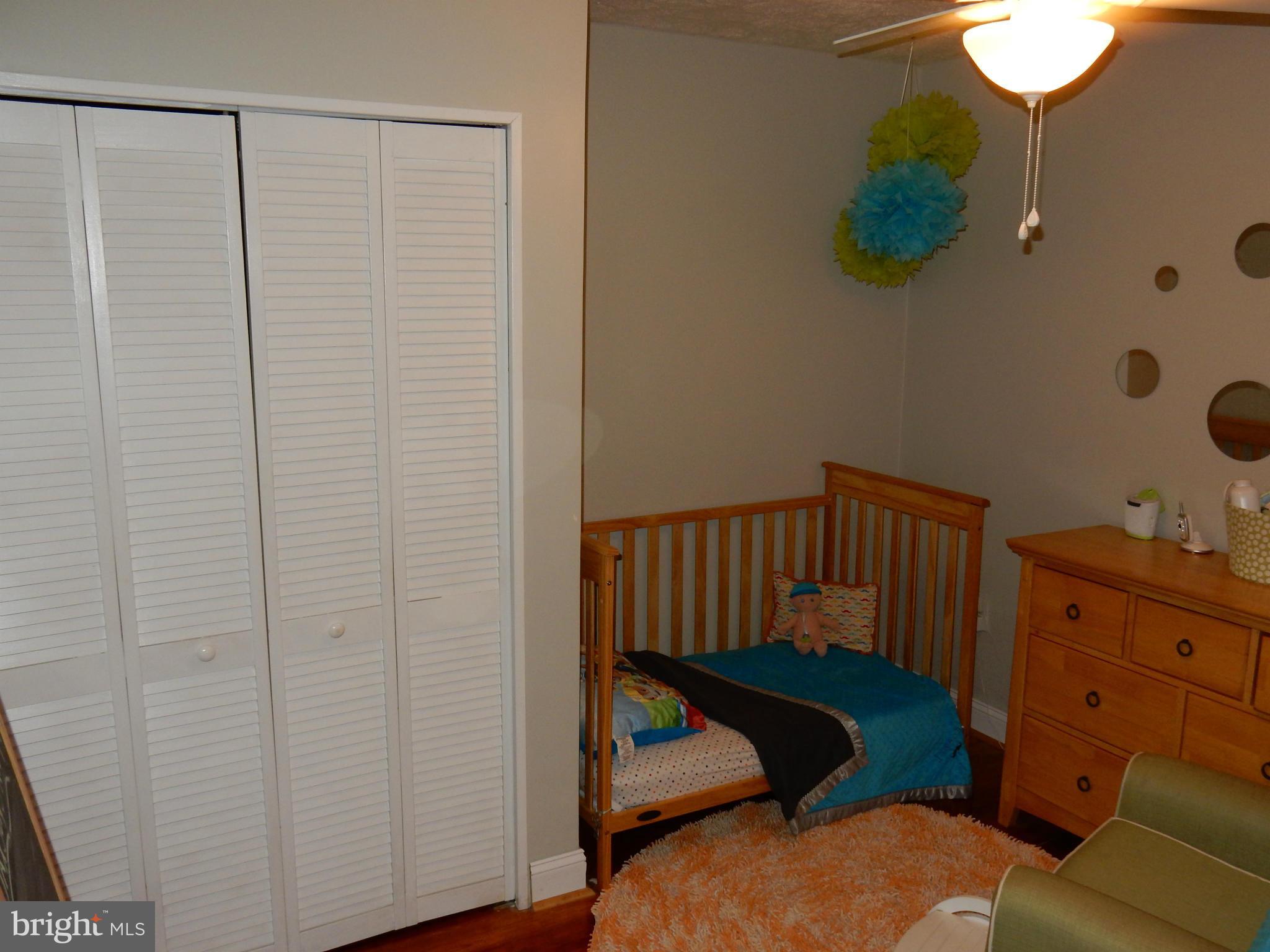 LAKE SHORE - Residential