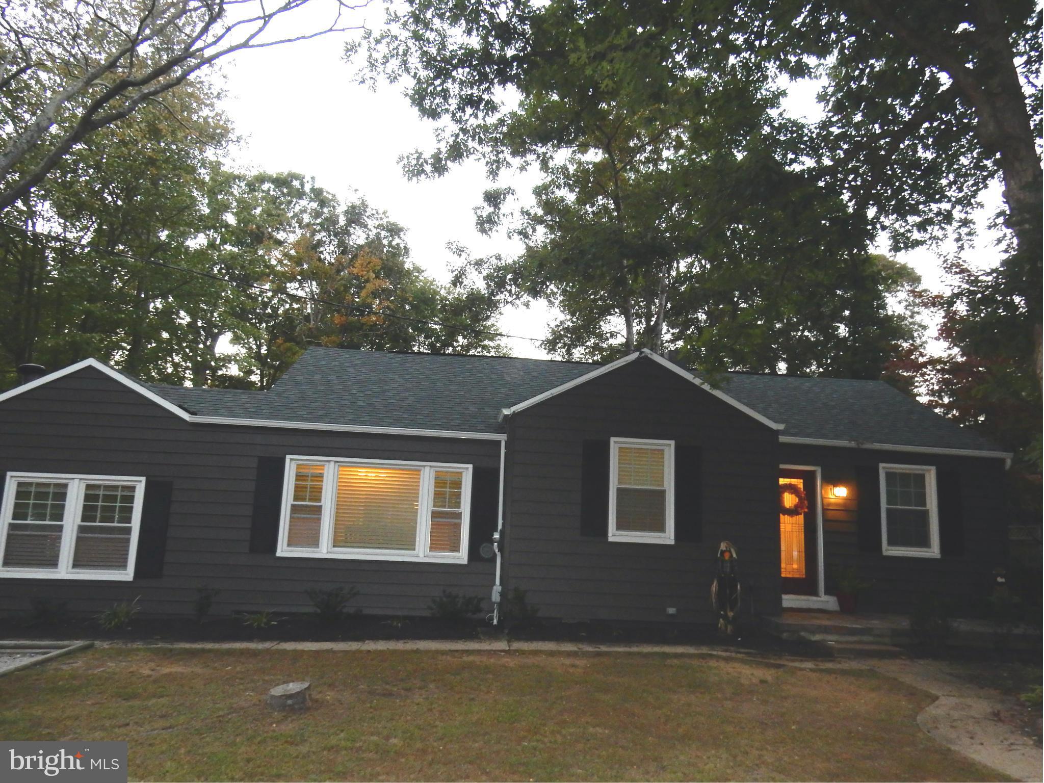 LAKE SHORE - Residential