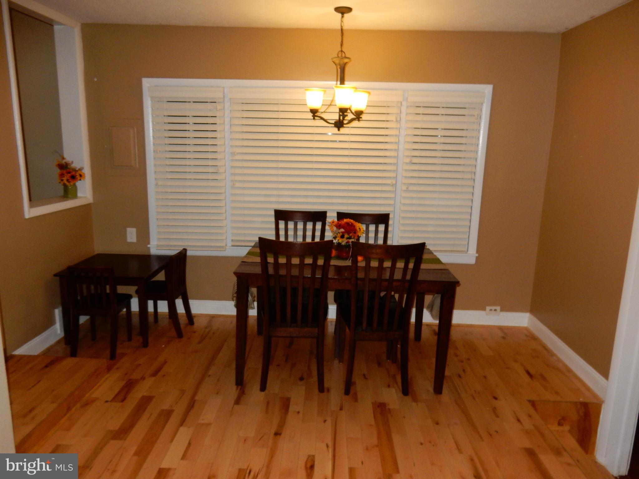 LAKE SHORE - Residential