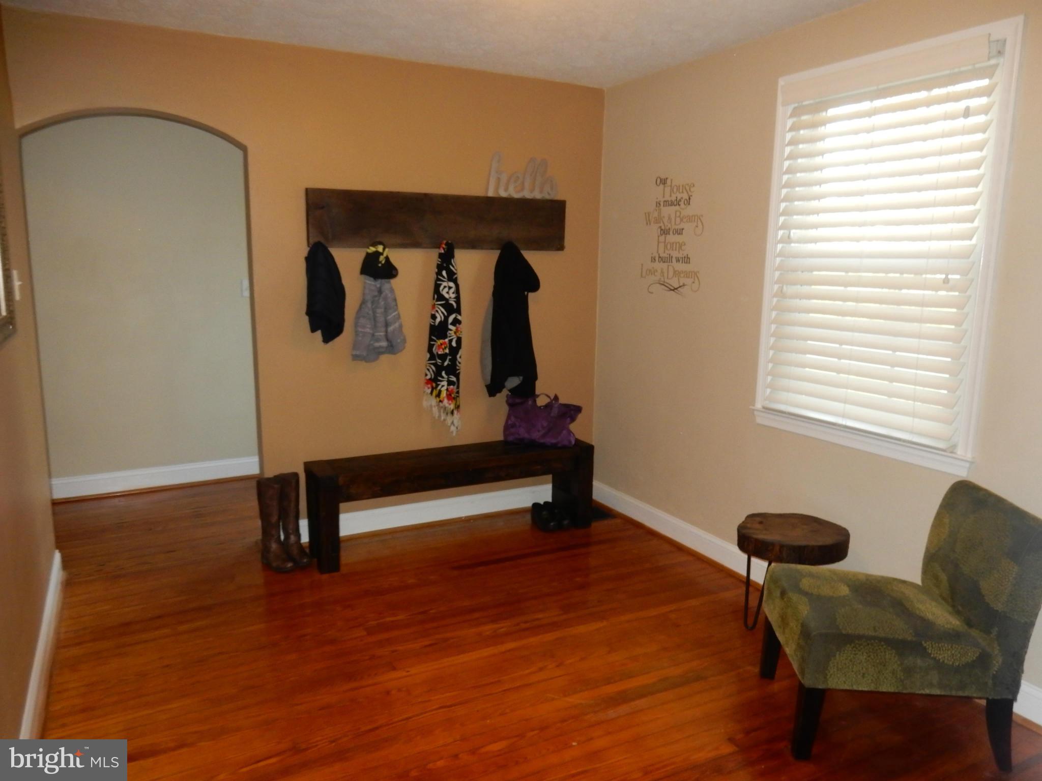 LAKE SHORE - Residential