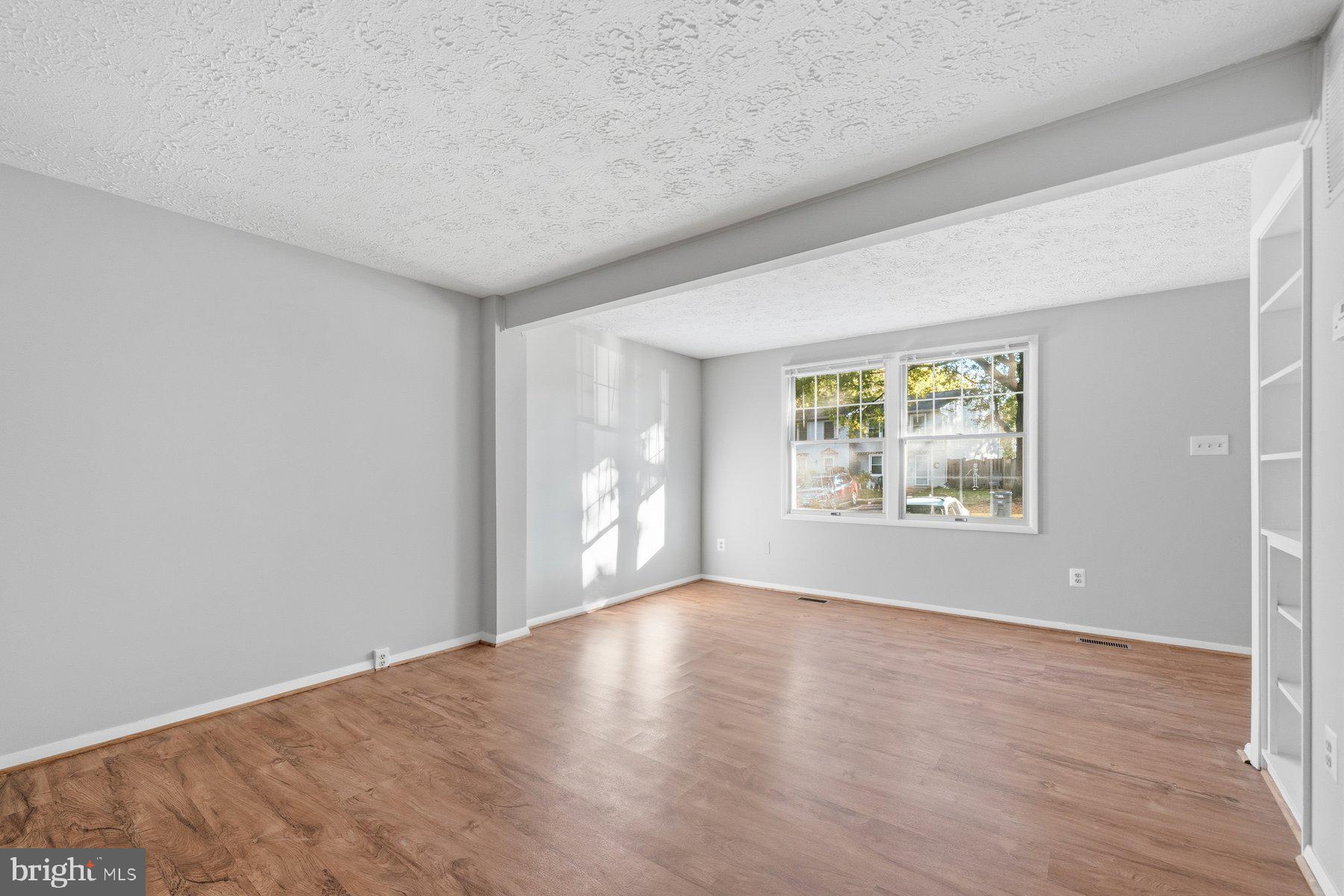 GREAT OAK SQUARE - Residential