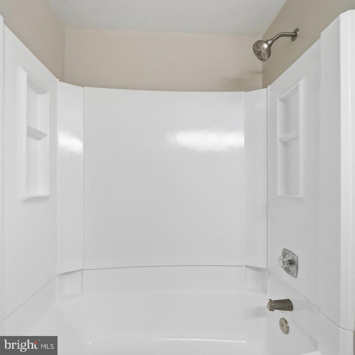 GREAT OAK SQUARE - Residential