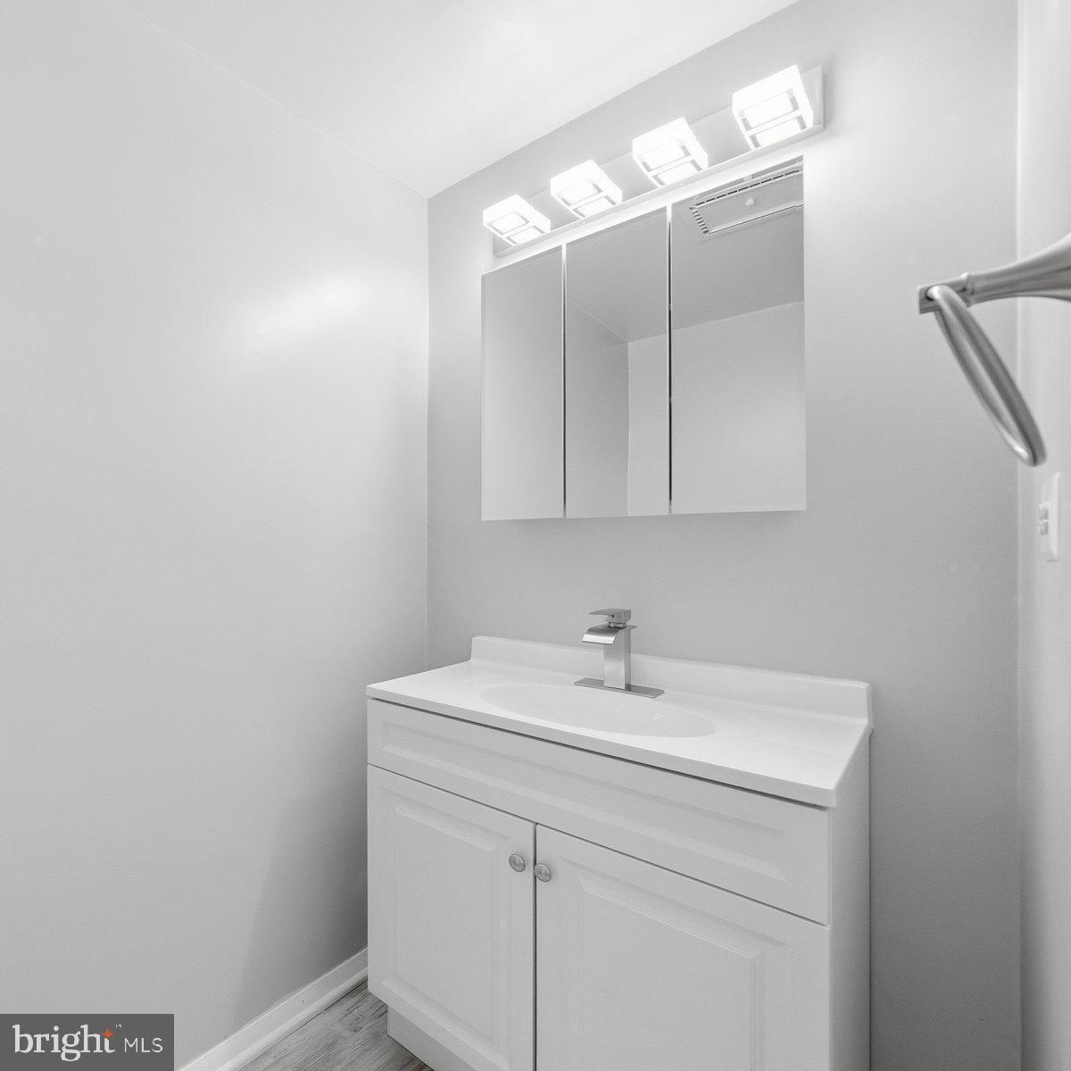 GREAT OAK SQUARE - Residential