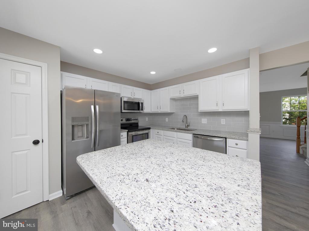 SALEM FIELDS - Residential Lease