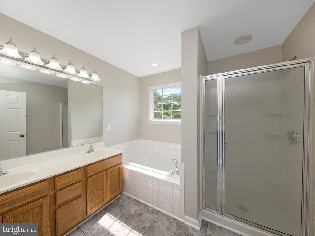 SALEM FIELDS - Residential Lease