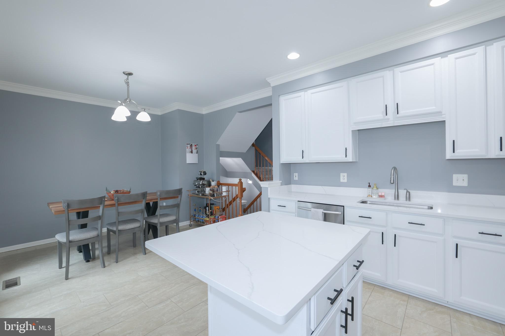 POTOMAC LAKES - Residential