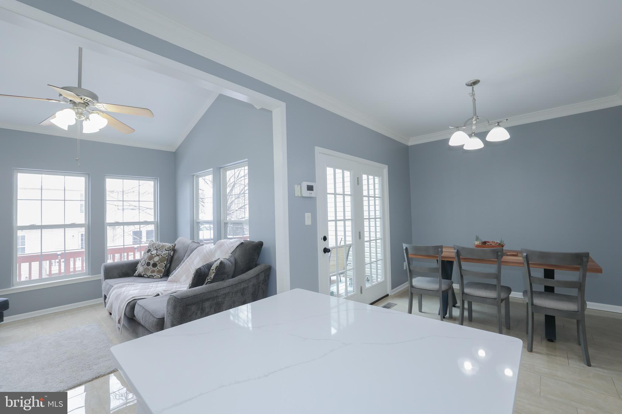 POTOMAC LAKES - Residential