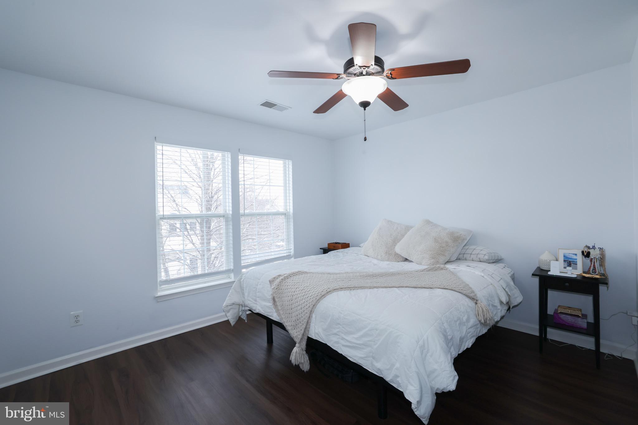 POTOMAC LAKES - Residential