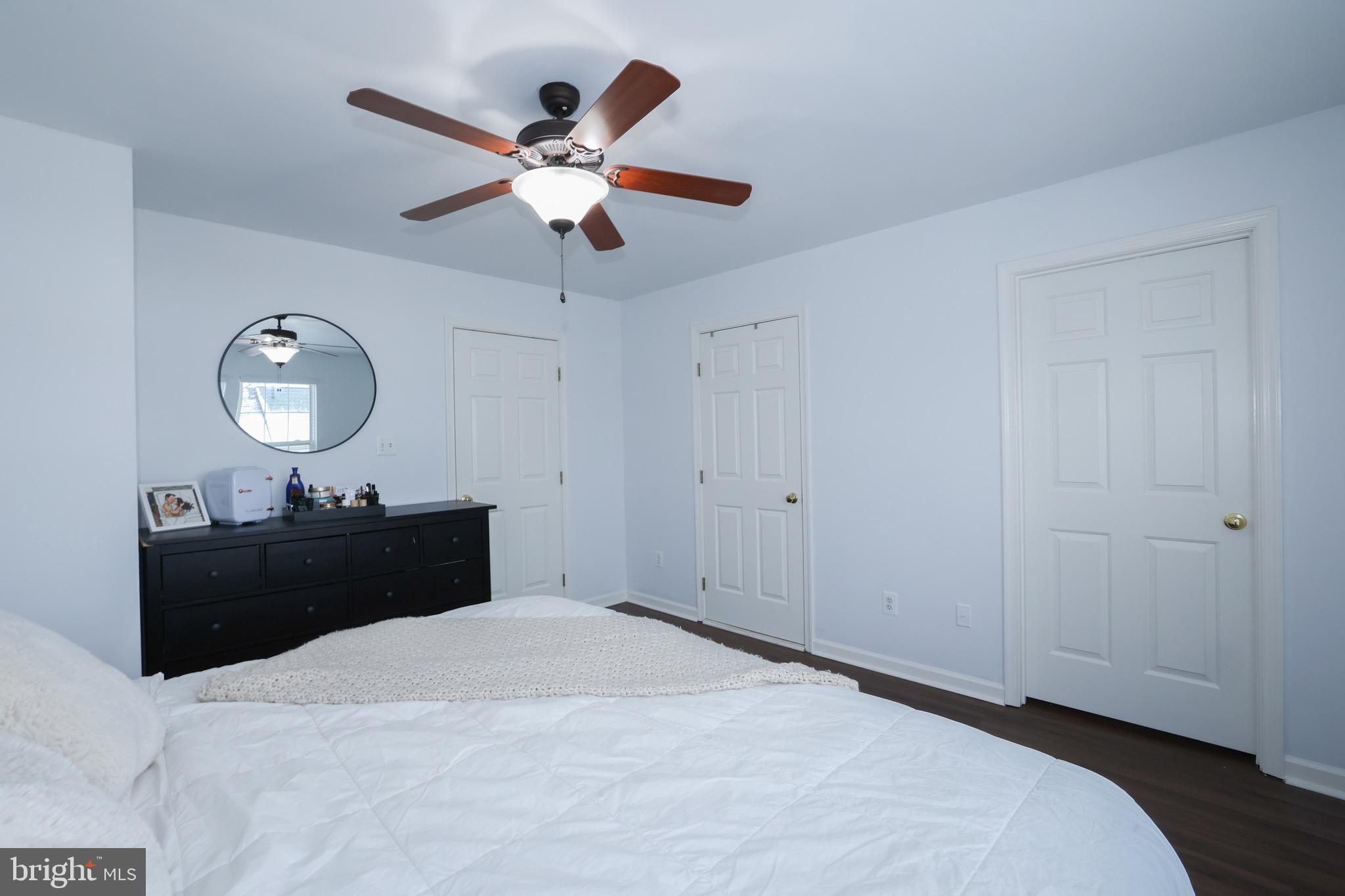 POTOMAC LAKES - Residential