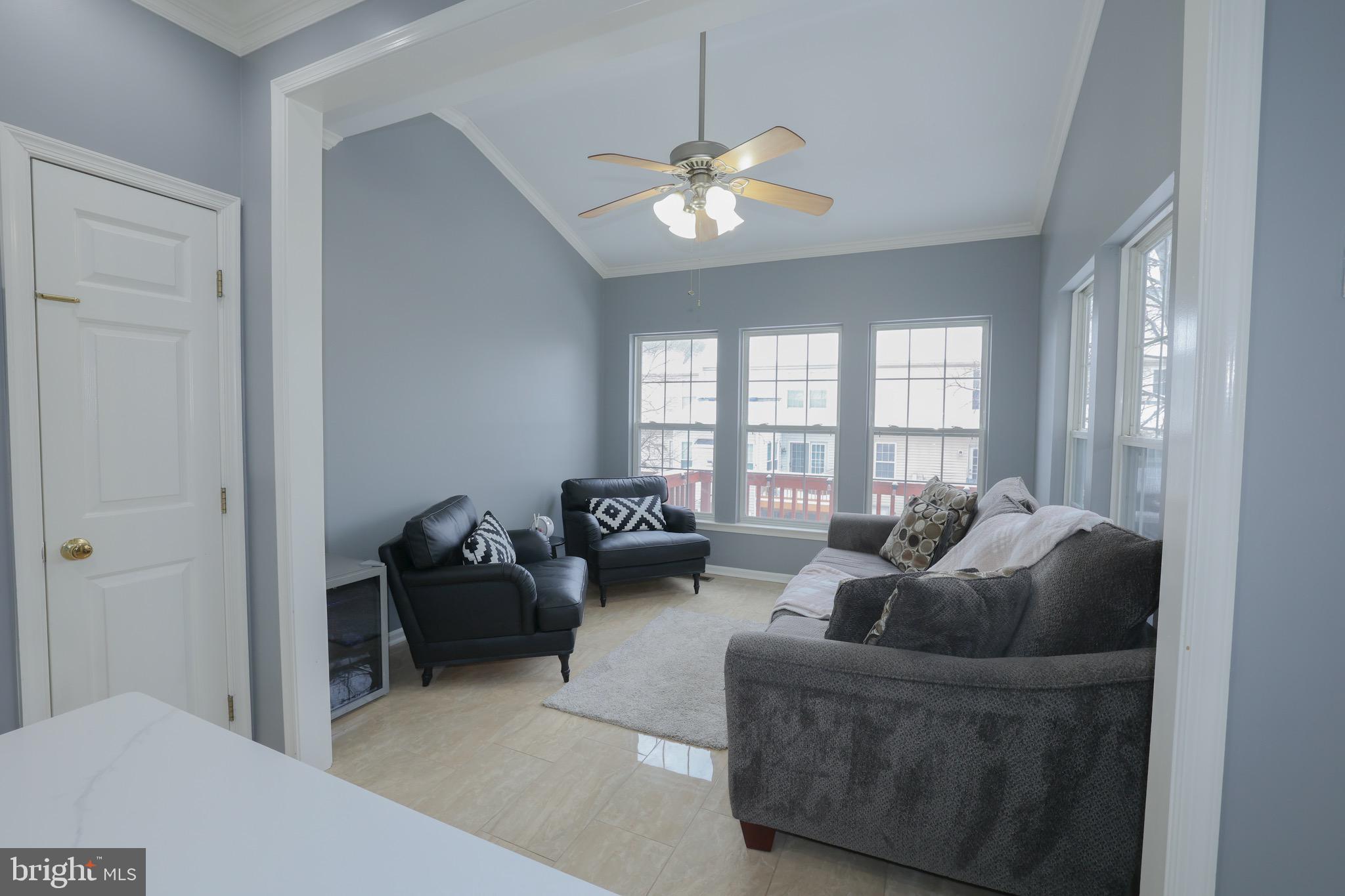 POTOMAC LAKES - Residential