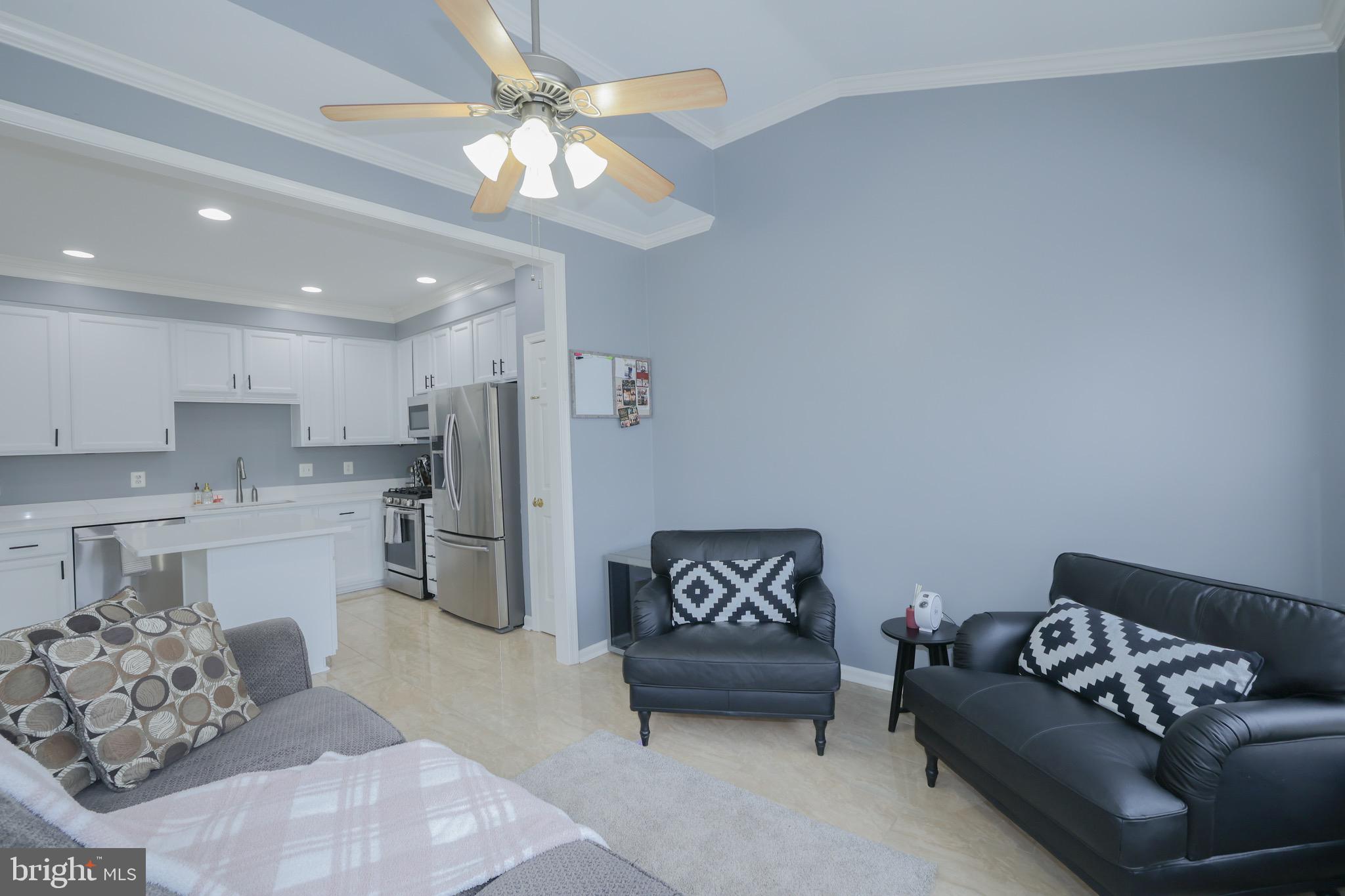 POTOMAC LAKES - Residential