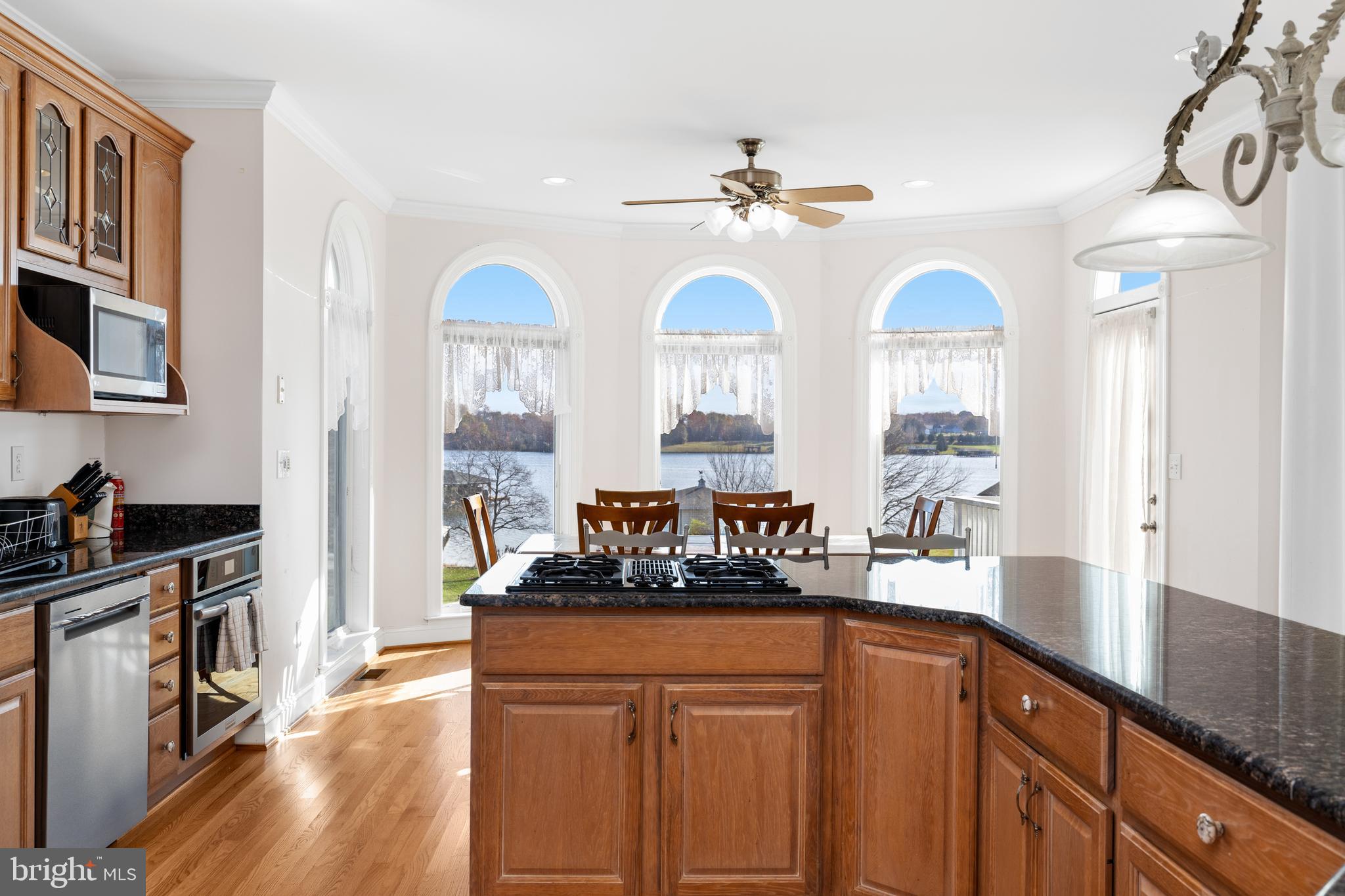 TWIN OAKS - Residential