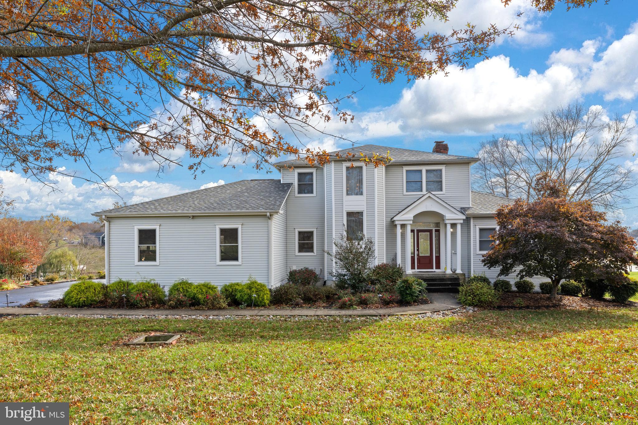 TWIN OAKS - Residential