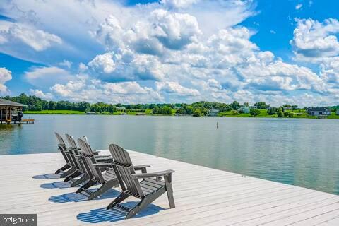 TWIN OAKS - Residential