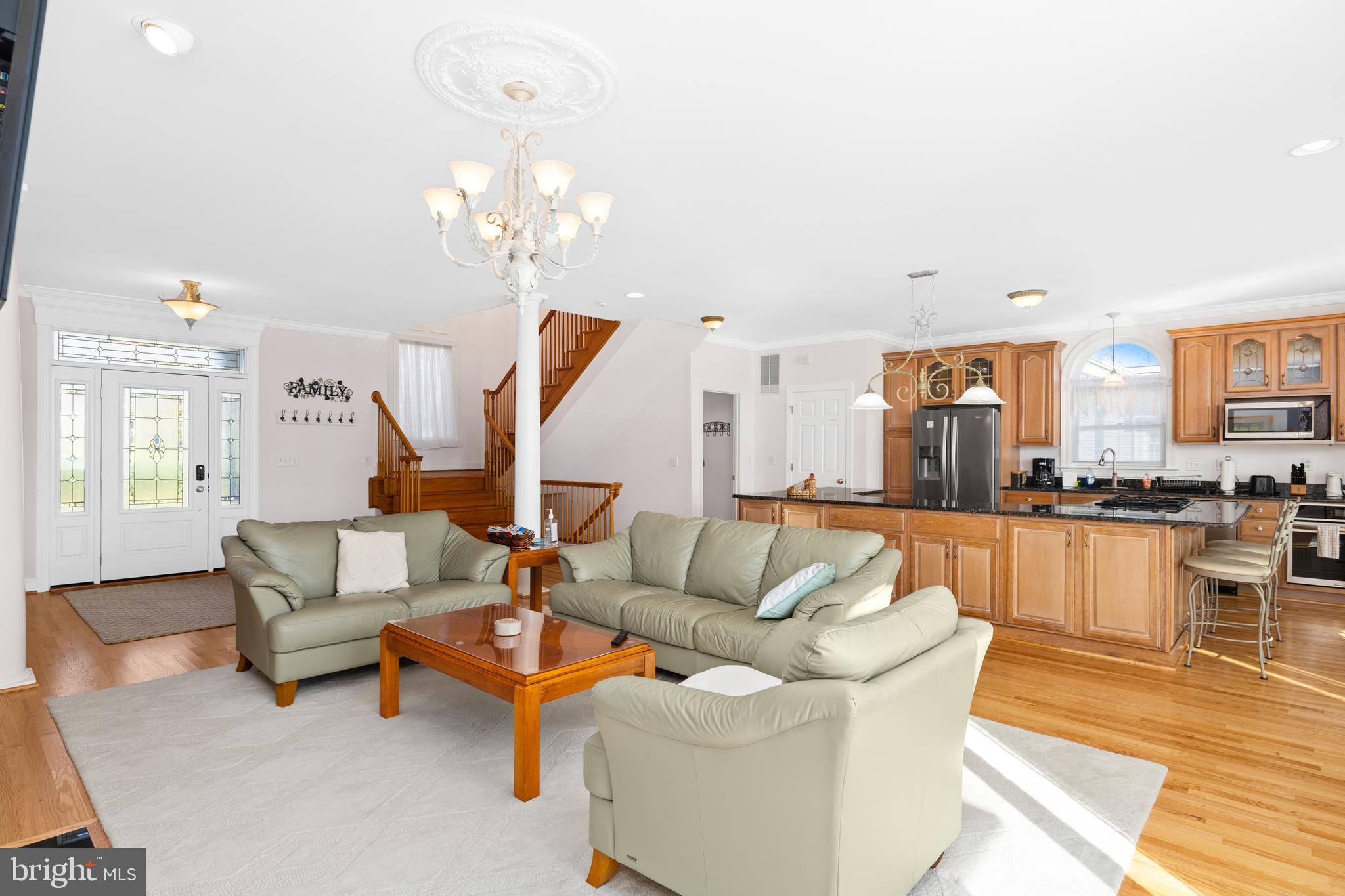 TWIN OAKS - Residential