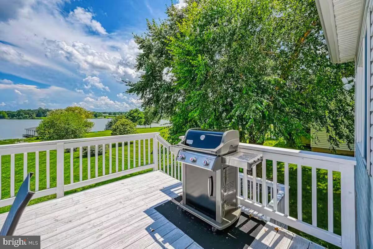 TWIN OAKS - Residential