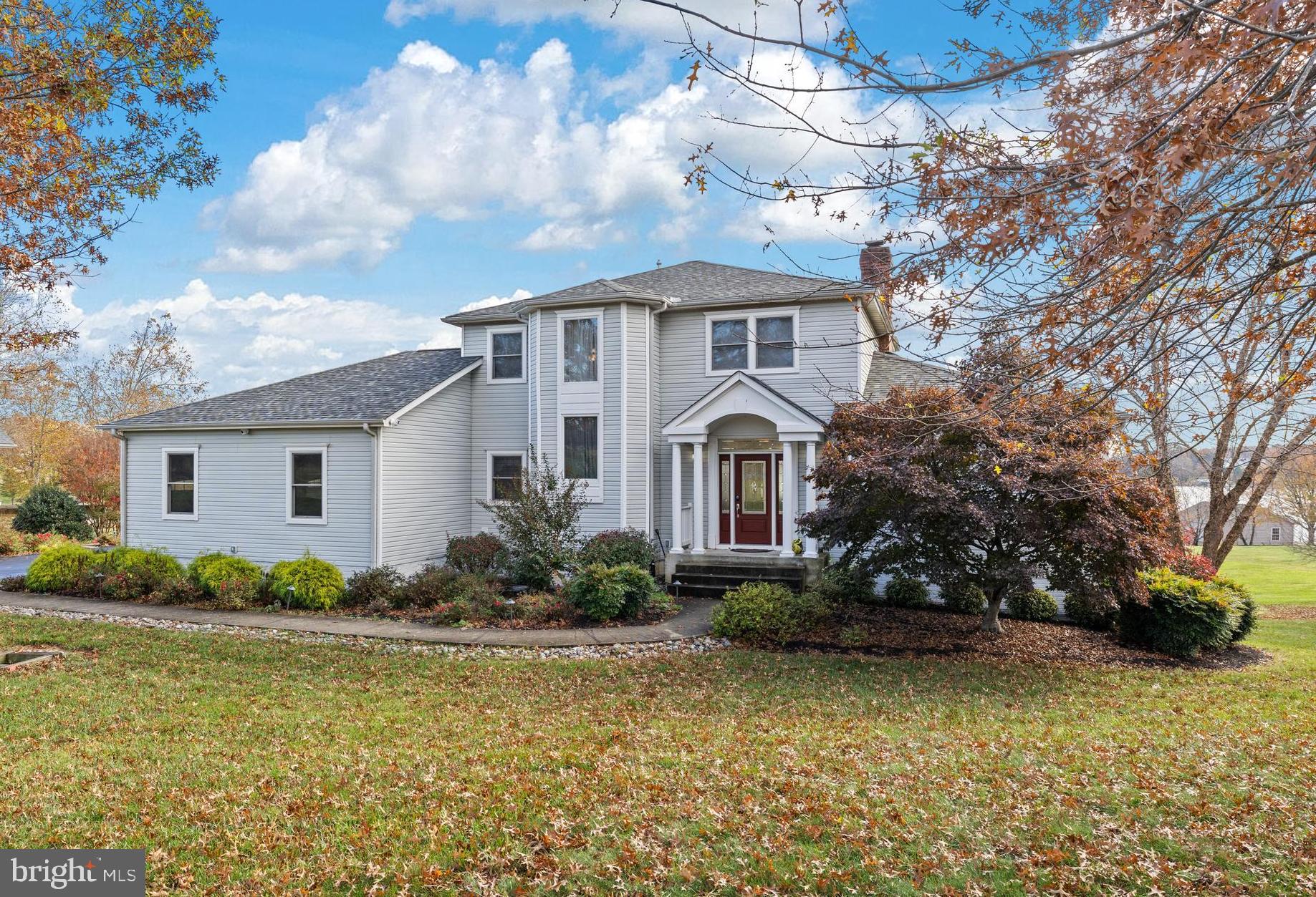 TWIN OAKS - Residential