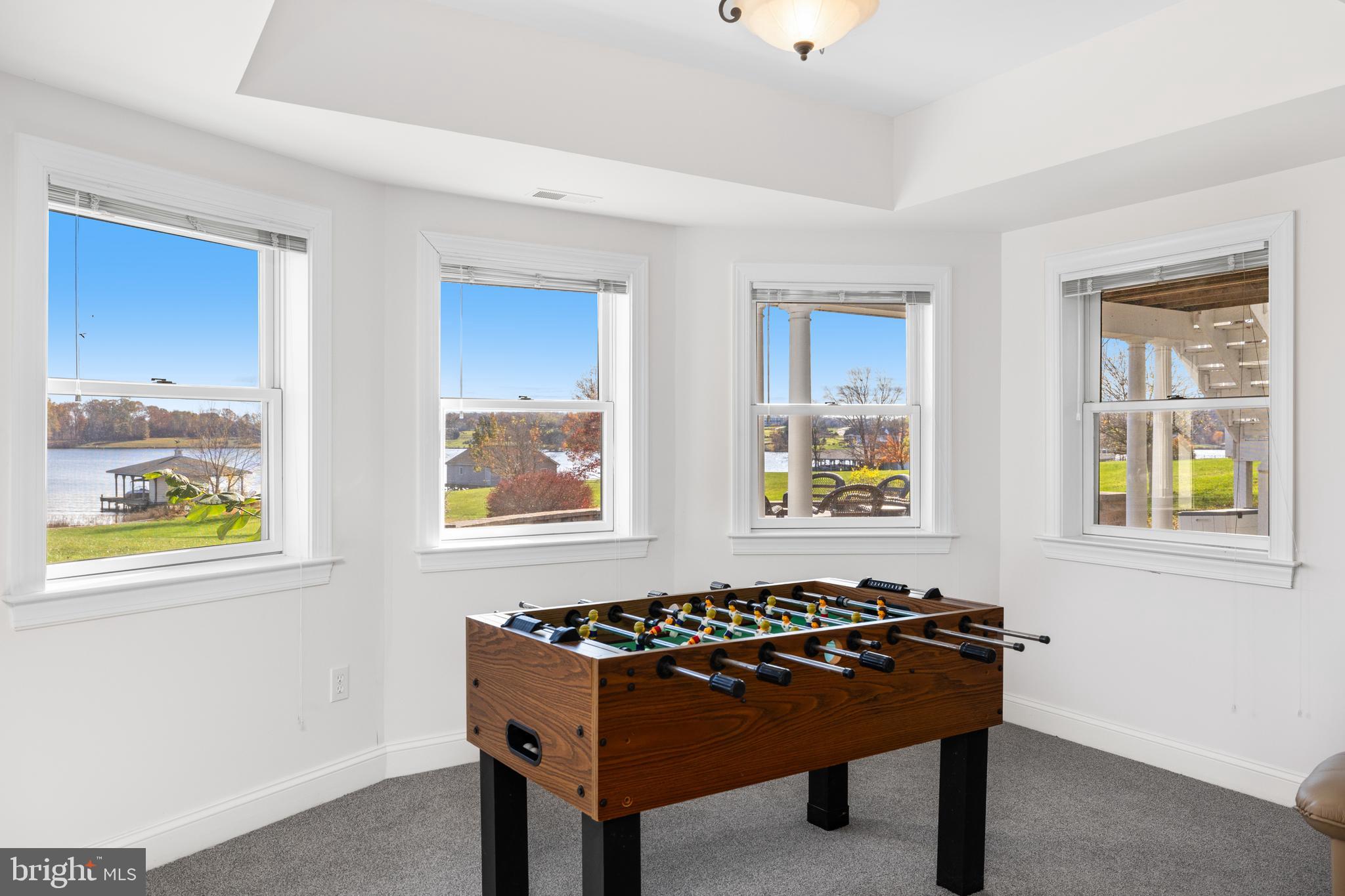 TWIN OAKS - Residential