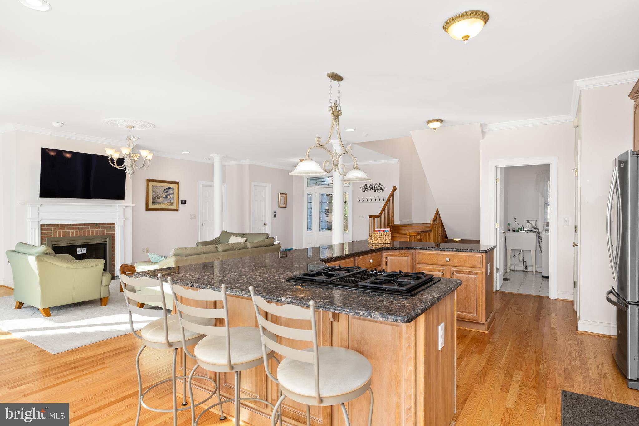 TWIN OAKS - Residential