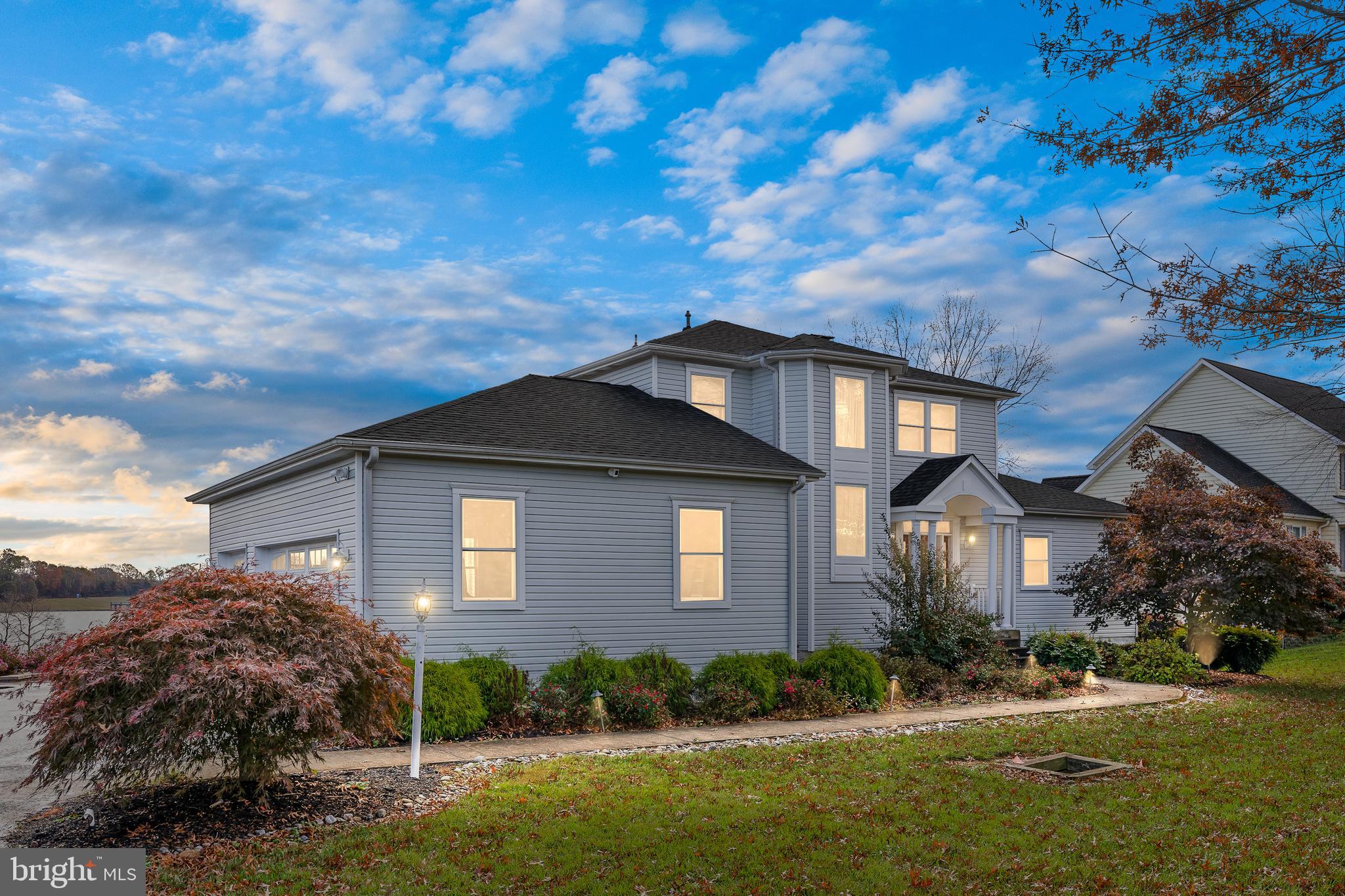 TWIN OAKS - Residential