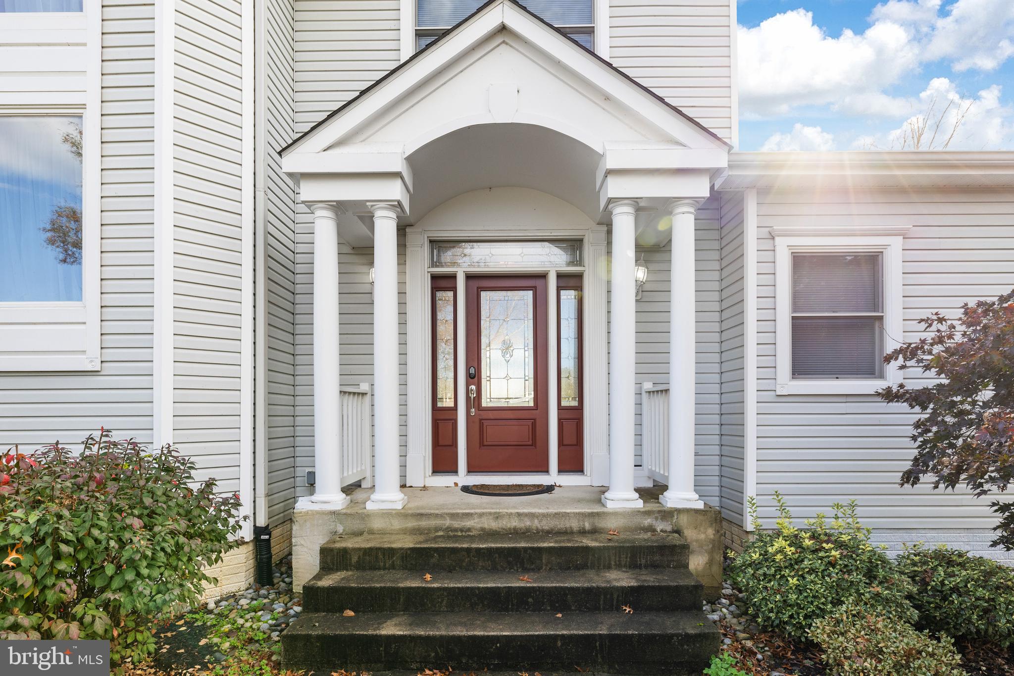 TWIN OAKS - Residential