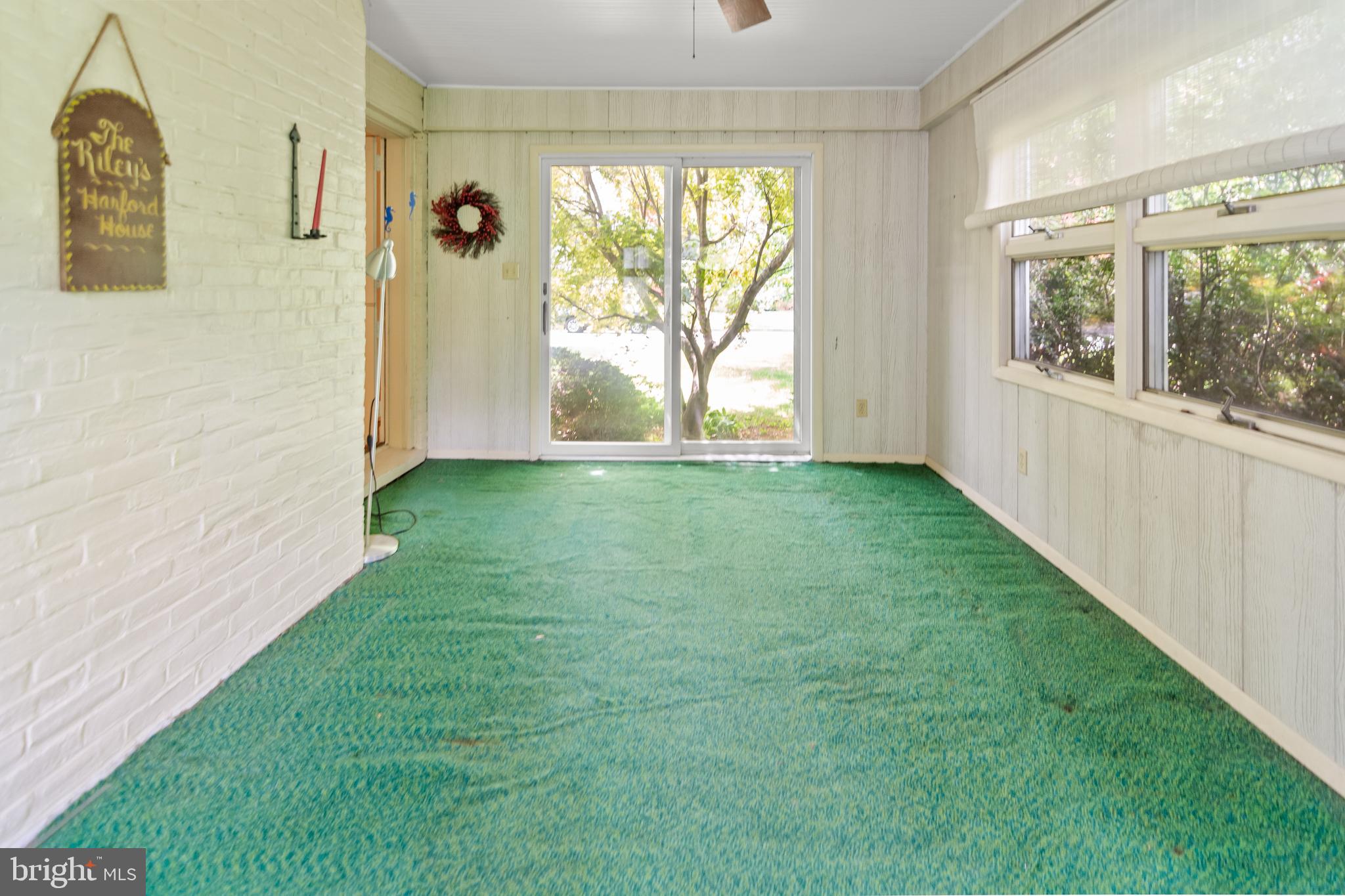 ROCK SPRING - Residential