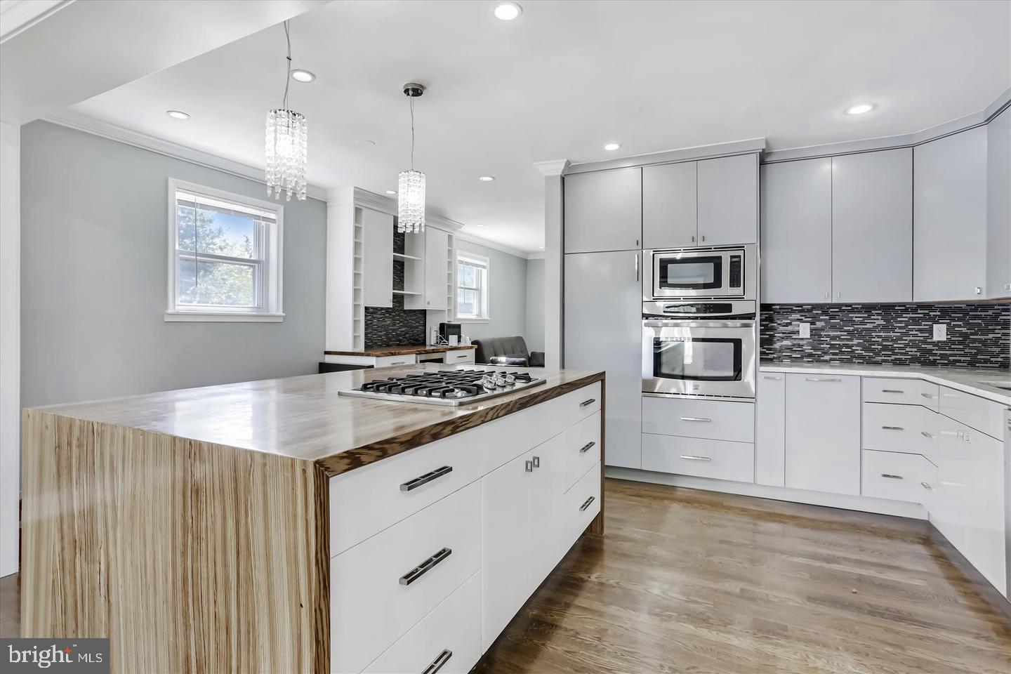 RANDOLPH HILLS - Residential Lease