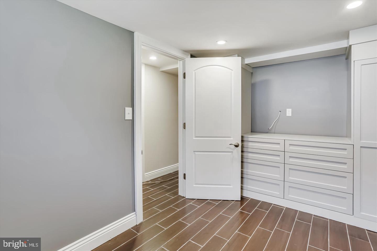 RANDOLPH HILLS - Residential Lease